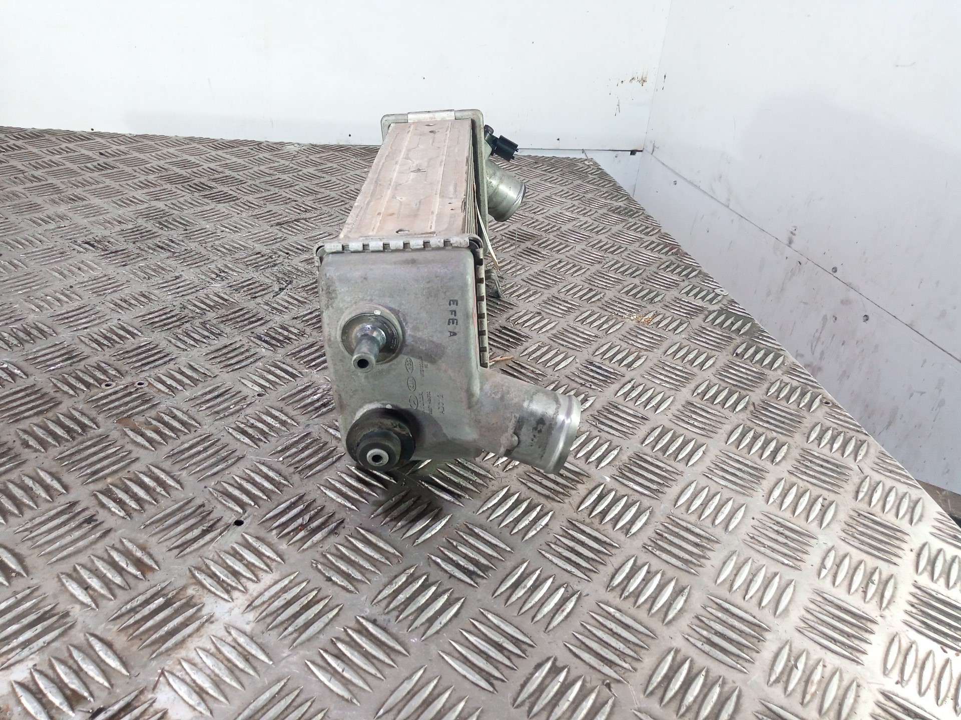 Intercooler D4FB 282712A700 de Kia Soul ii (ps) 2015-0 128 CV - pieza usada