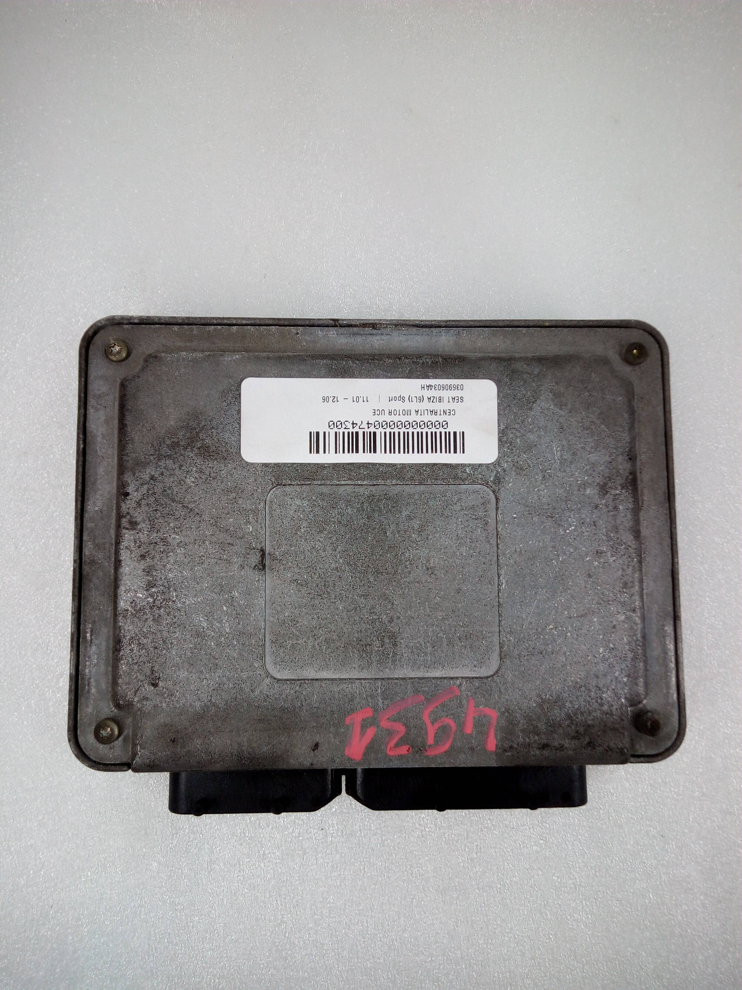 SEAT Cordoba 2 generation (1999-2009) Engine Control Unit ECU 036906034AH 20062203