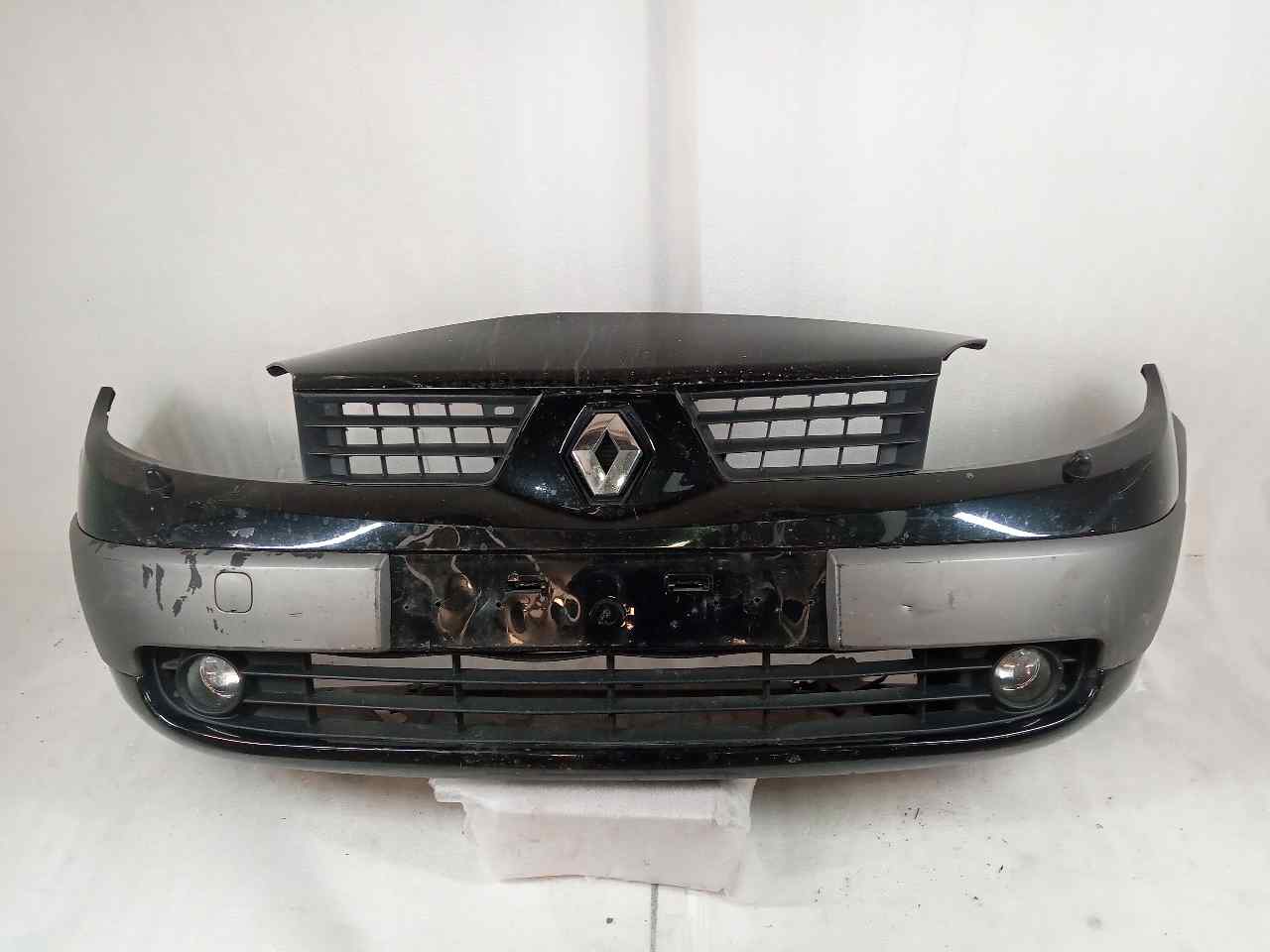 RENAULT Scenic 2 generation (2003-2010) Бампер передний 8200140334 23802927