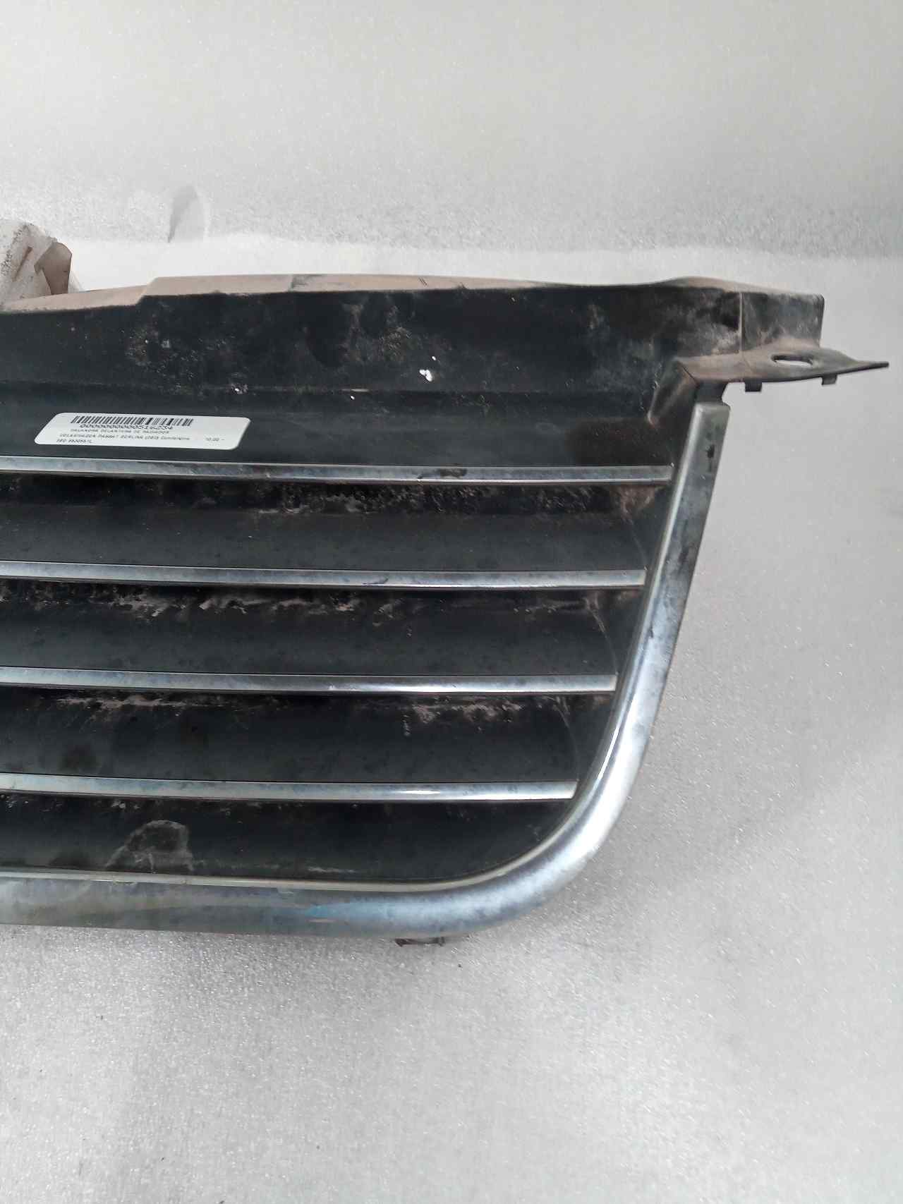 VOLKSWAGEN Passat B5 (1996-2005) Radiator Grille 3B0853651L 24829161