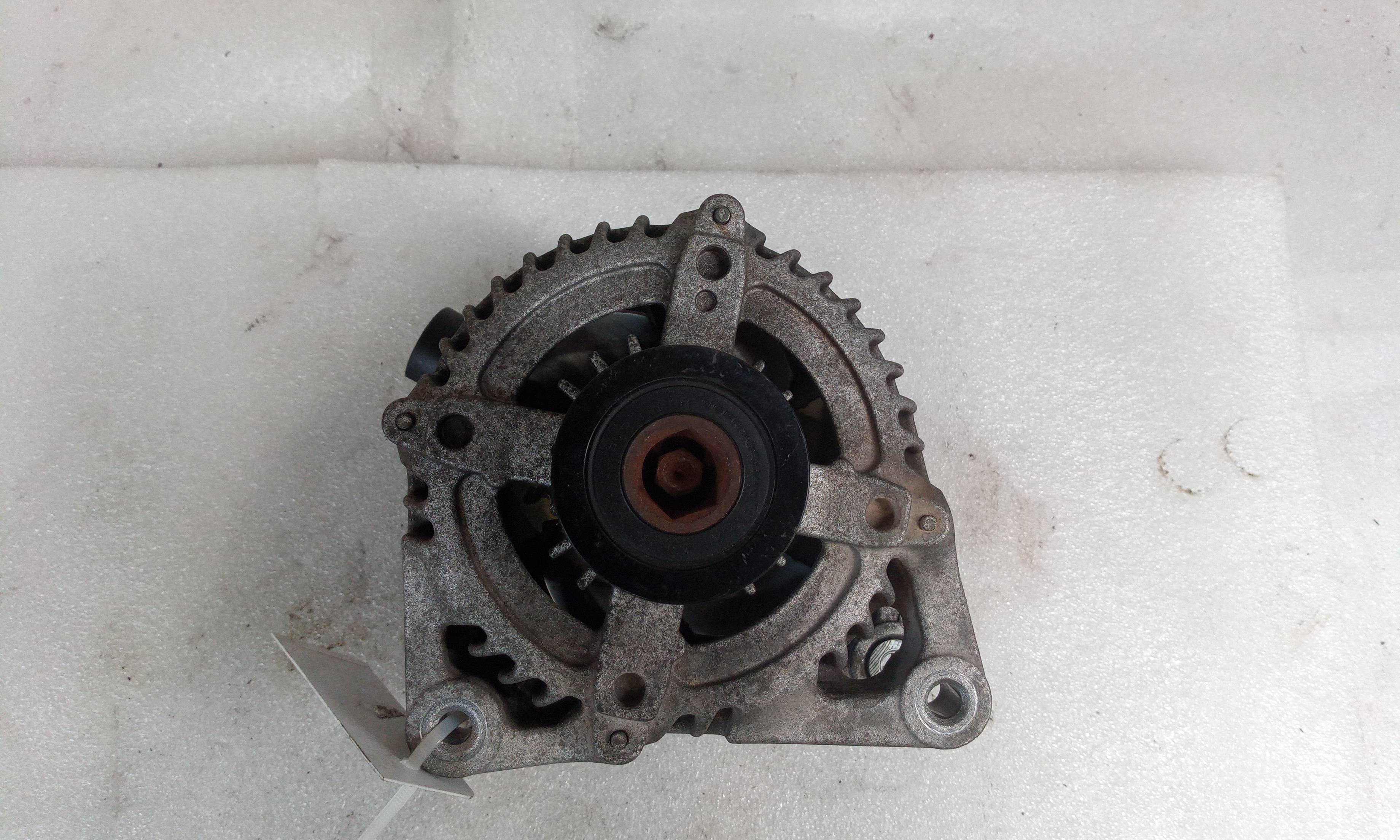 Alternador CV6T10300BC de Ford Fiesta vi (cb1, ccn) 2008-2017 - pieza usada