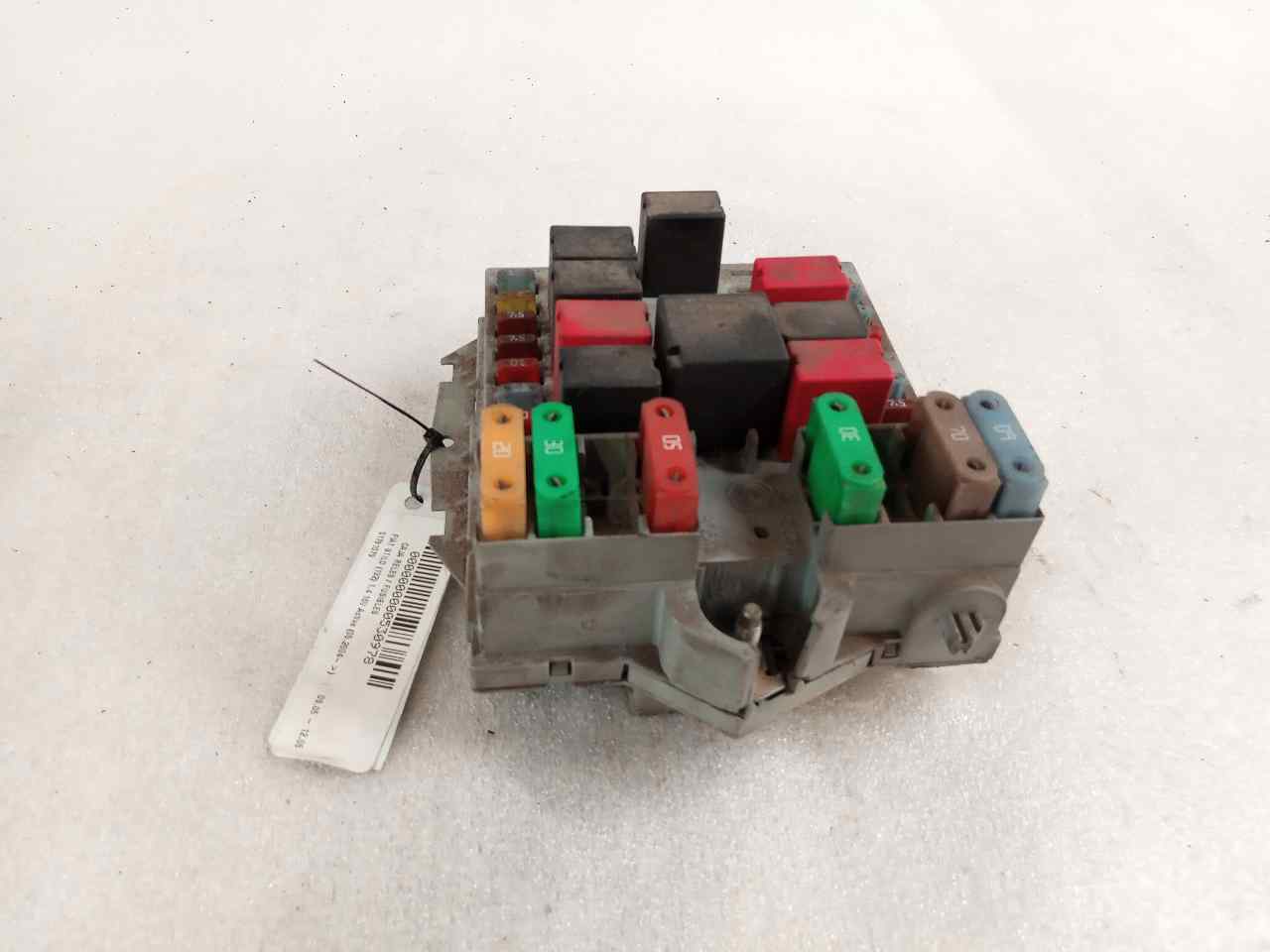 Scatola porta fusibili 51781079 de Fiat Stilo (192) 2001-2003 con 297000 km - pieza usada