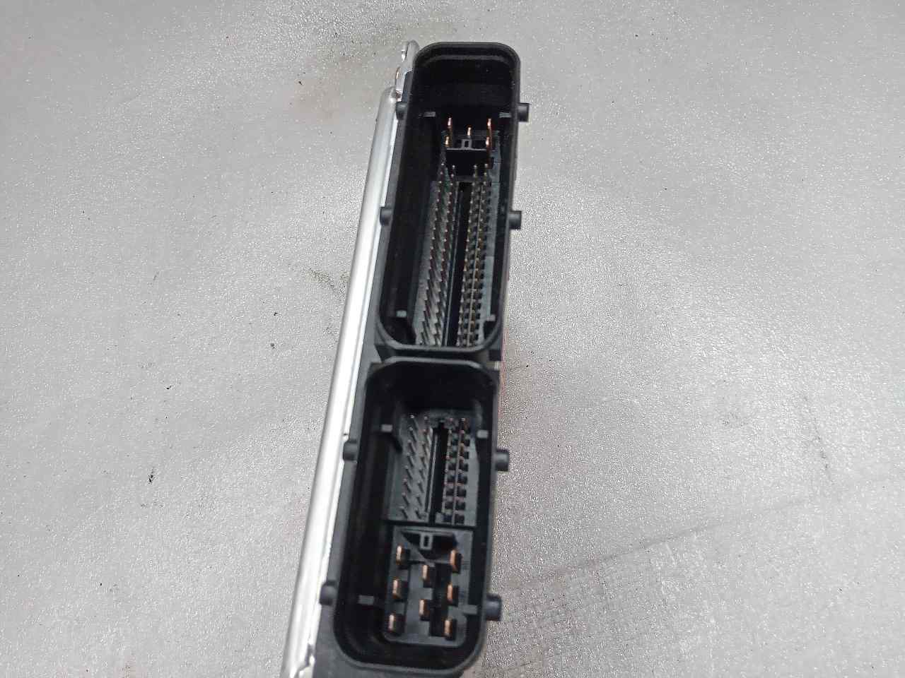 AUDI A4 B6/8E (2000-2005) Engine Control Unit ECU 8E0909557H 23802165