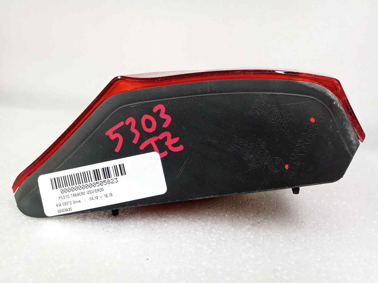 KIA Cee'd 2 generation (2012-2018) Rear Left Taillight 92403A20 23801902