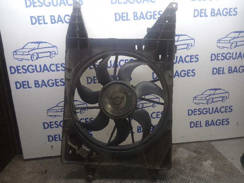 DACIA Sandero 1 generation (2008-2012) Difuzora ventilators 8200765566B 24826262