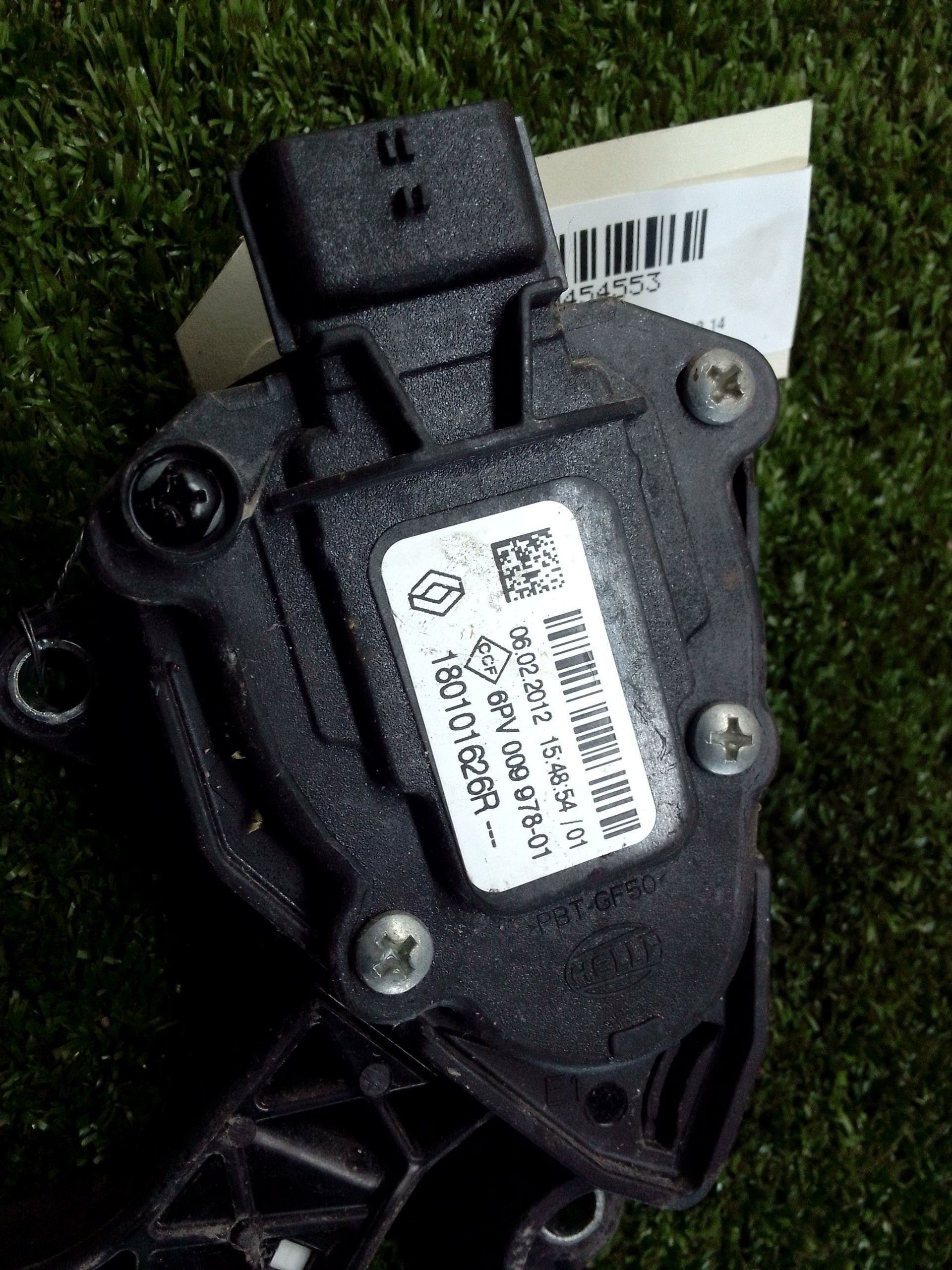 NISSAN Throttle Pedal 180101626R 20047324