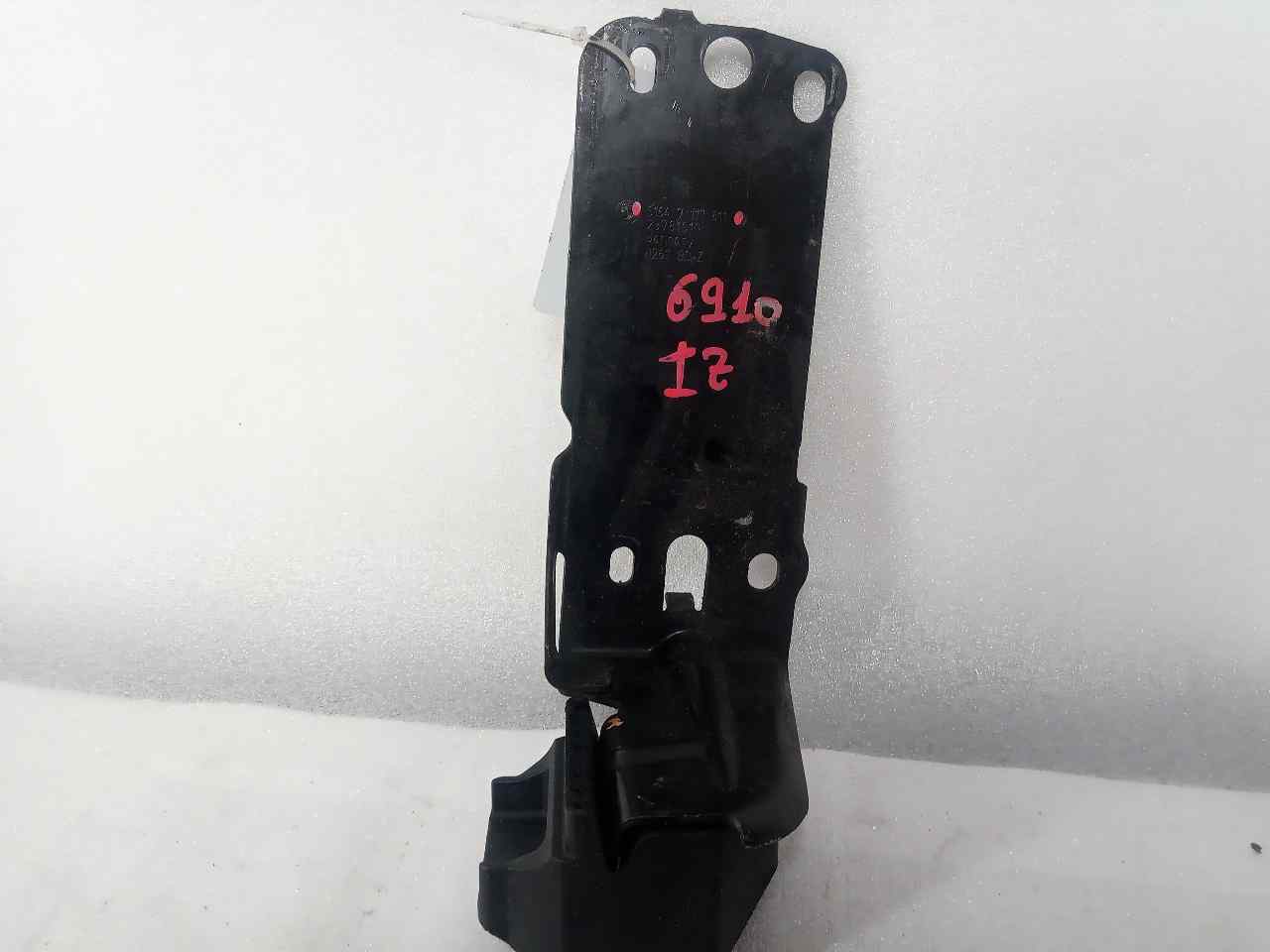 BMW 3 Series E90/E91/E92/E93 (2004-2013) Bal oldali motorblokk 51647117811 24797128