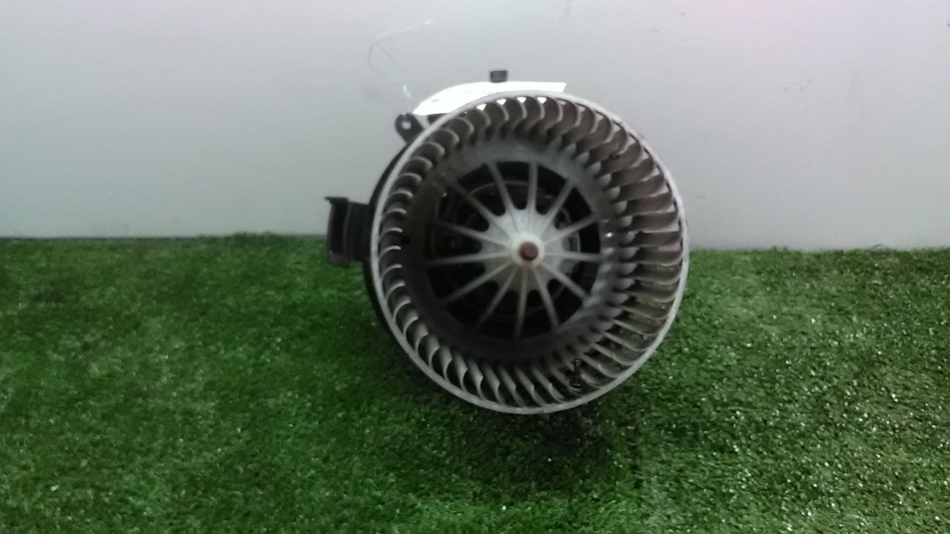 MERCEDES-BENZ Sprinter 2 generation (906) (2006-2018) Heater Blower Fan E7169 20033669