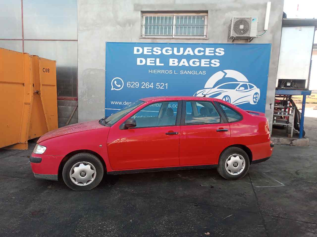 SEAT Cordoba 2 generation (1999-2009) Klímaszivattyú SD7V161206 23801255