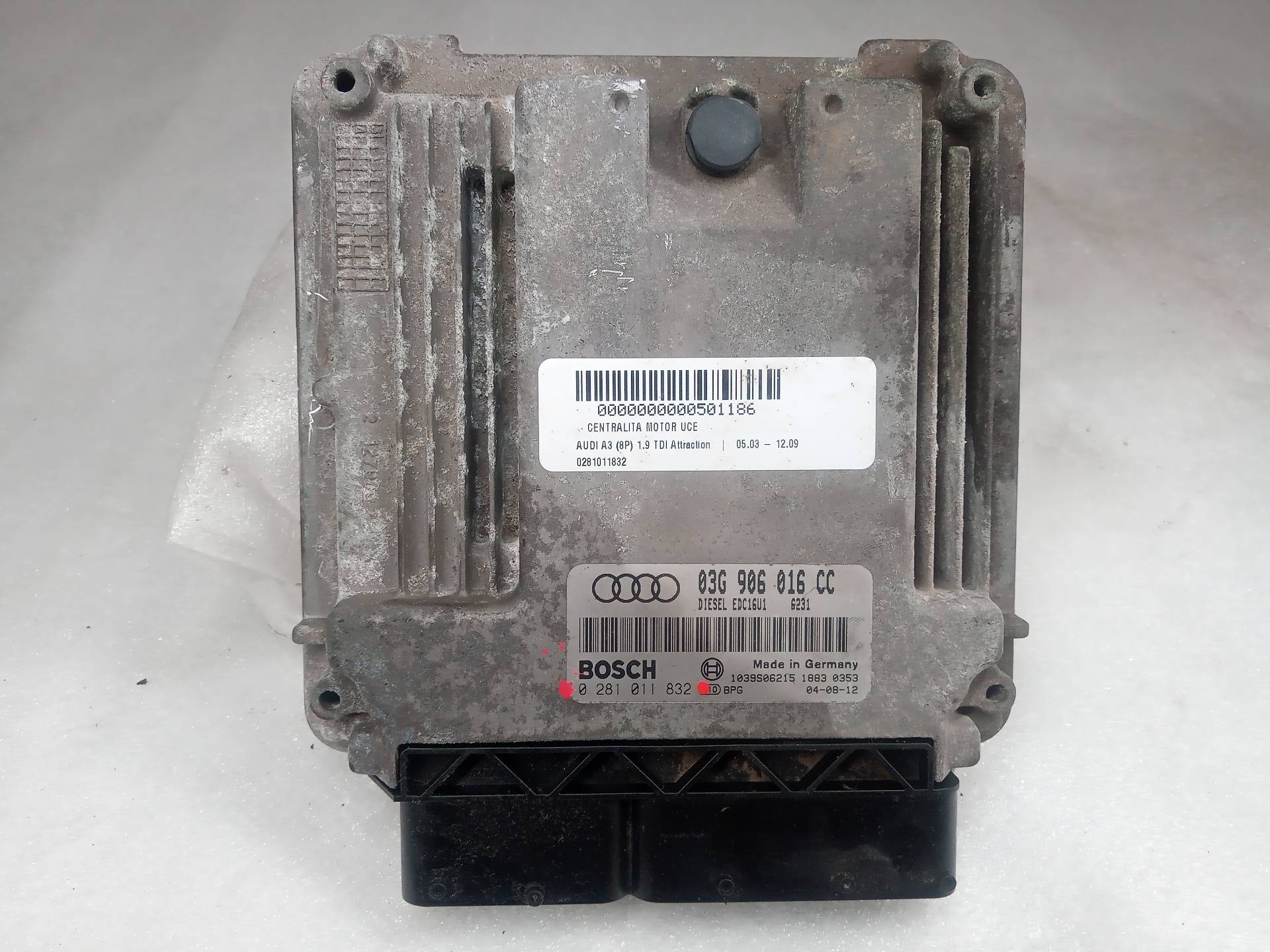 AUDI A3 8P (2003-2013) Μονάδα ελέγχου κινητήρα ECU 0281011832 23801076