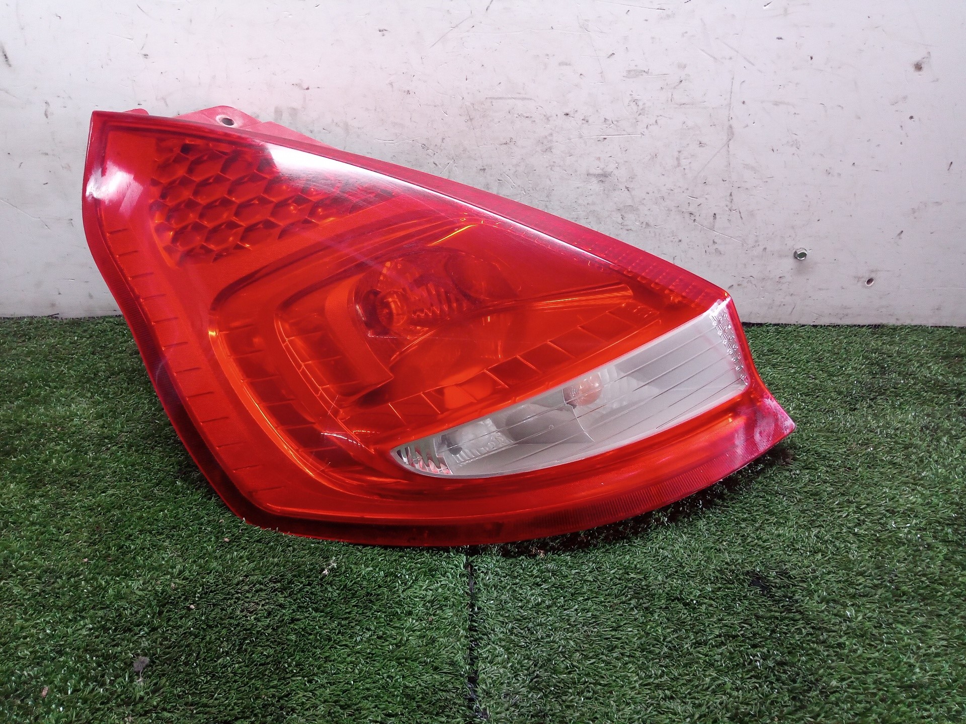 FORD Fiesta 5 generation (2001-2010) Rear Left Taillight 8A6113405A 20058899