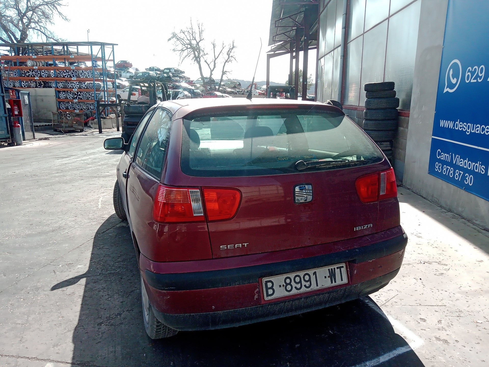 SEAT Ibiza 2 generation (1993-2002) Pravé predné svetlo 96303600 23803188