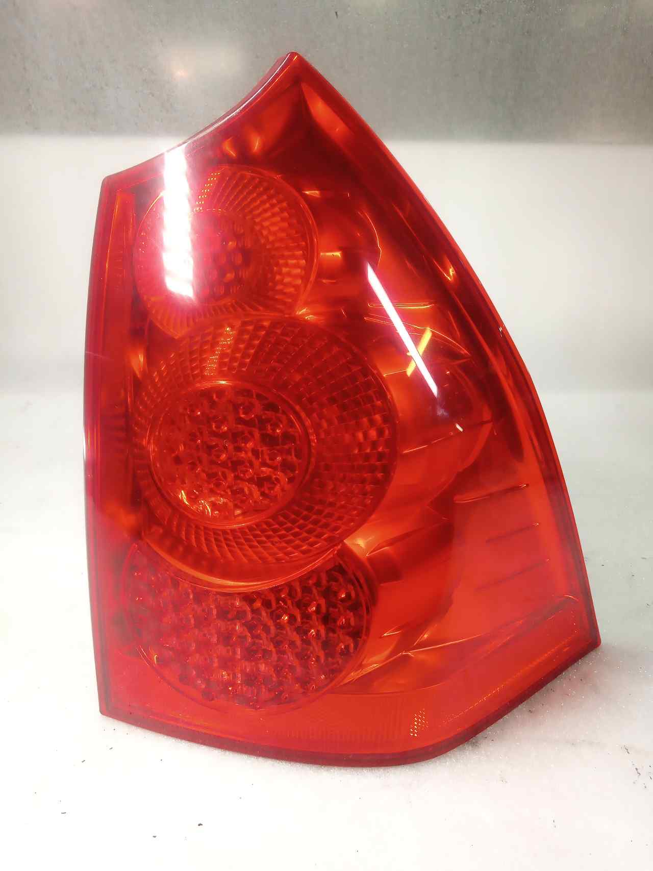 PEUGEOT 307 1 generation (2001-2008) Rear Right Taillight Lamp 9655768480 25240384