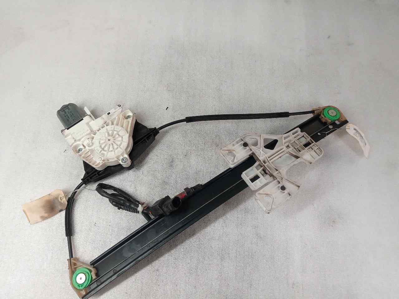 AUDI Q5 8R (2008-2017) Rear Right Door Window Control Motor 8R0839462D 24854165