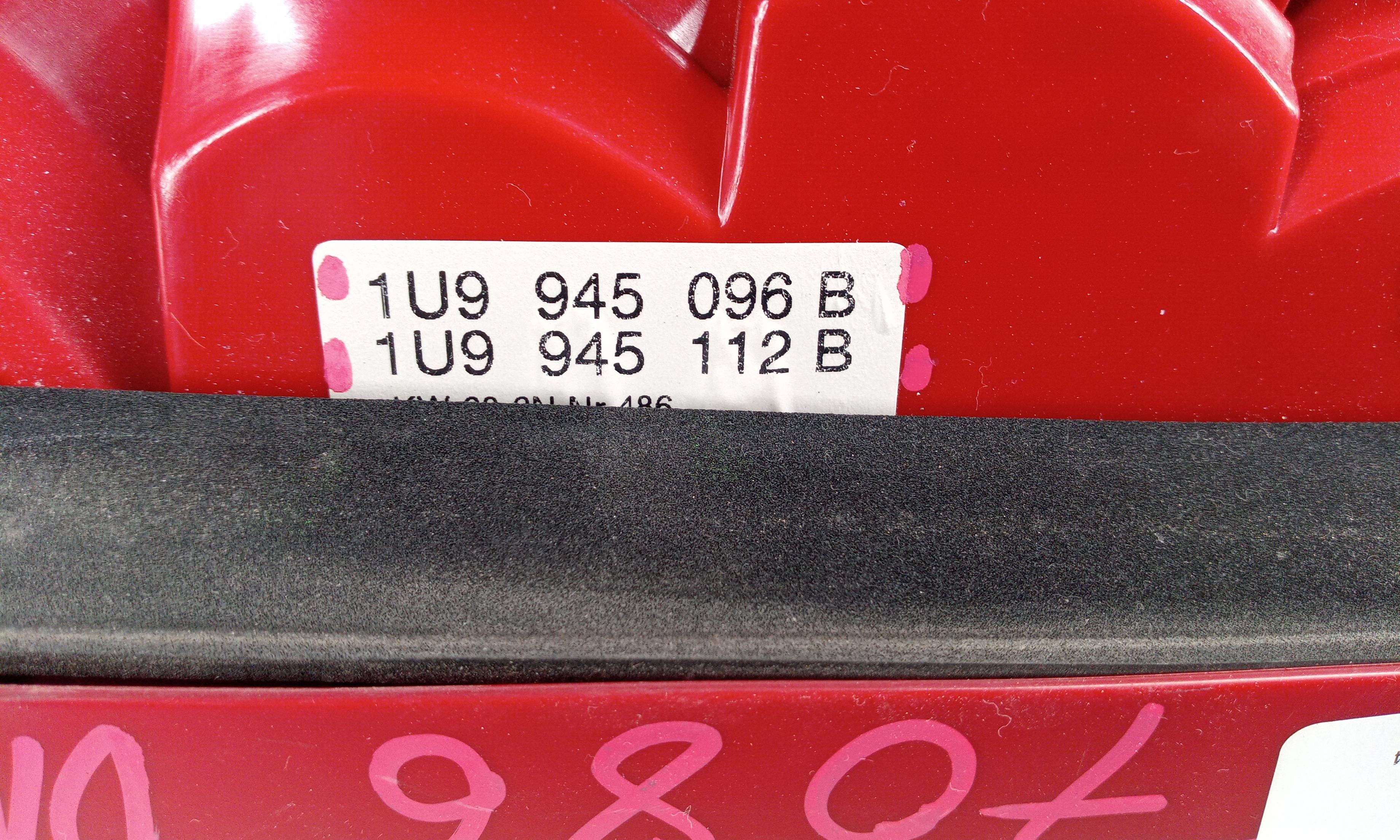 SKODA Octavia 1 generation (1996-2010) Фонарь задний правый 1U9945096B 23803126