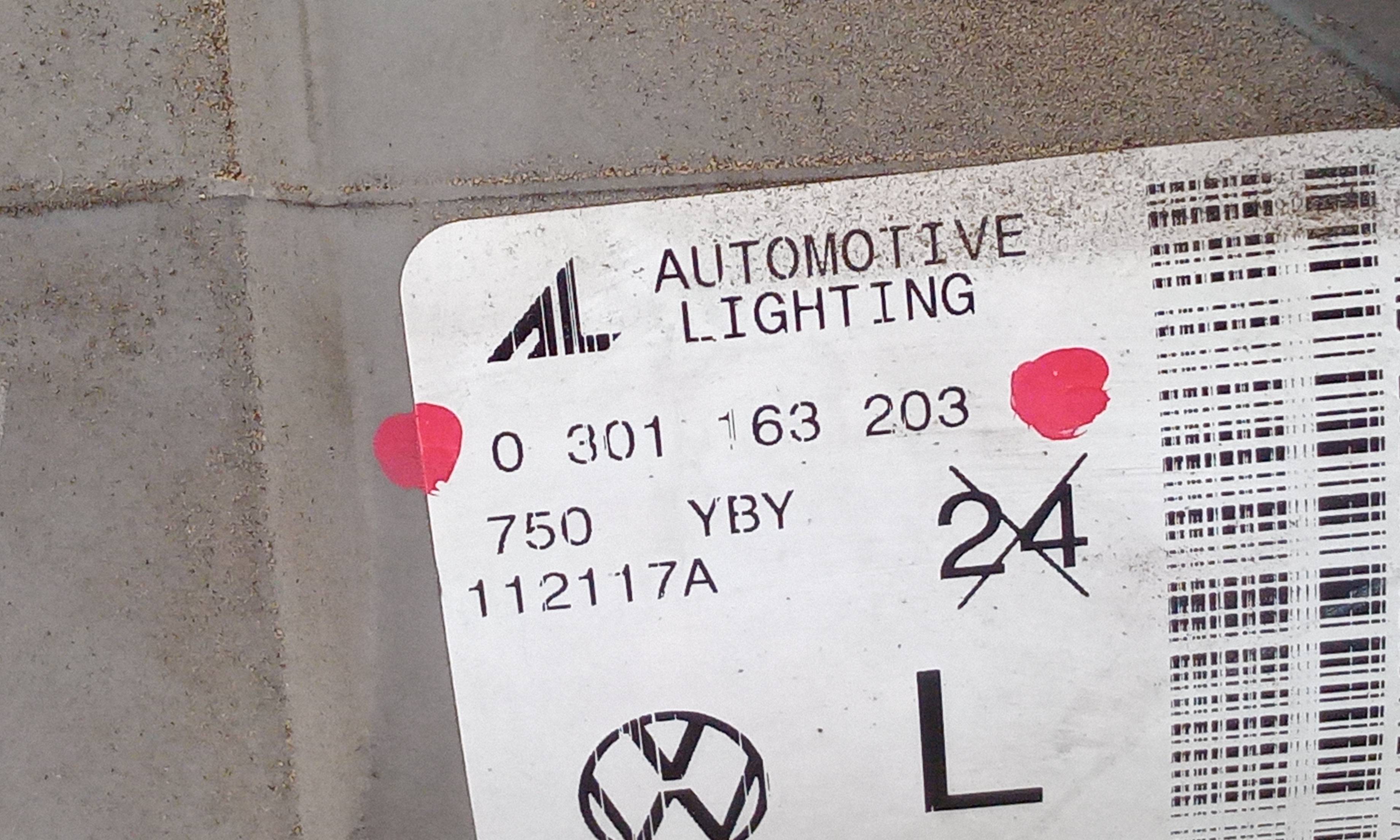 Scheinwerfer rechts ALH 031163203 de Volkswagen New beetle (9c1, 1c1) 2000-2010 - pieza usada