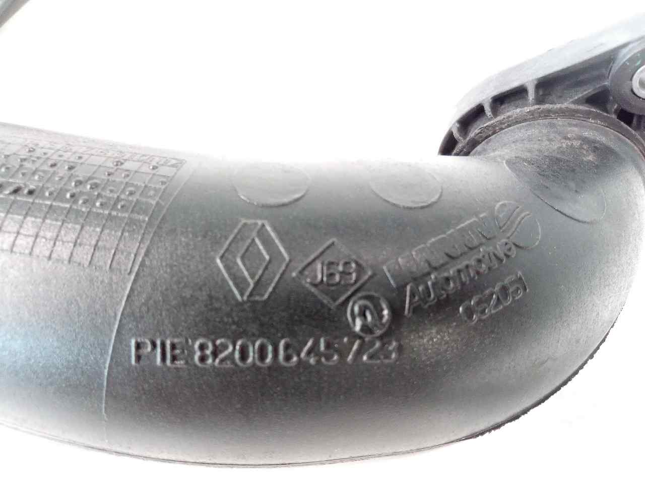 Tubo K9K836 8200645723 de Renault Fluence (l3_) 2010-0 110 CV con 151000 km - pieza usada