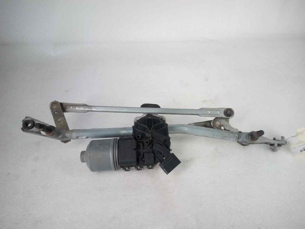 CITROËN Berlingo 2 generation (2008-2023) Front Windshield Wiper Mechanism 0390241621 20065114