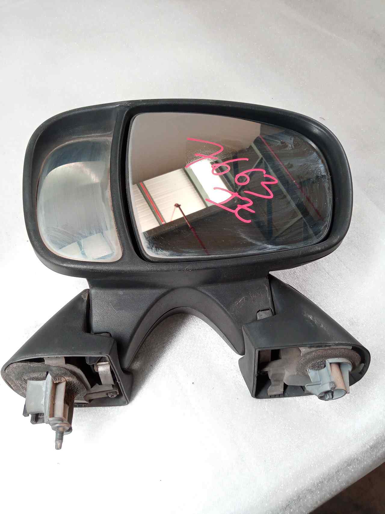 RENAULT Trafic 2 generation (2001-2015) Left Side Wing Mirror 010022 25240285