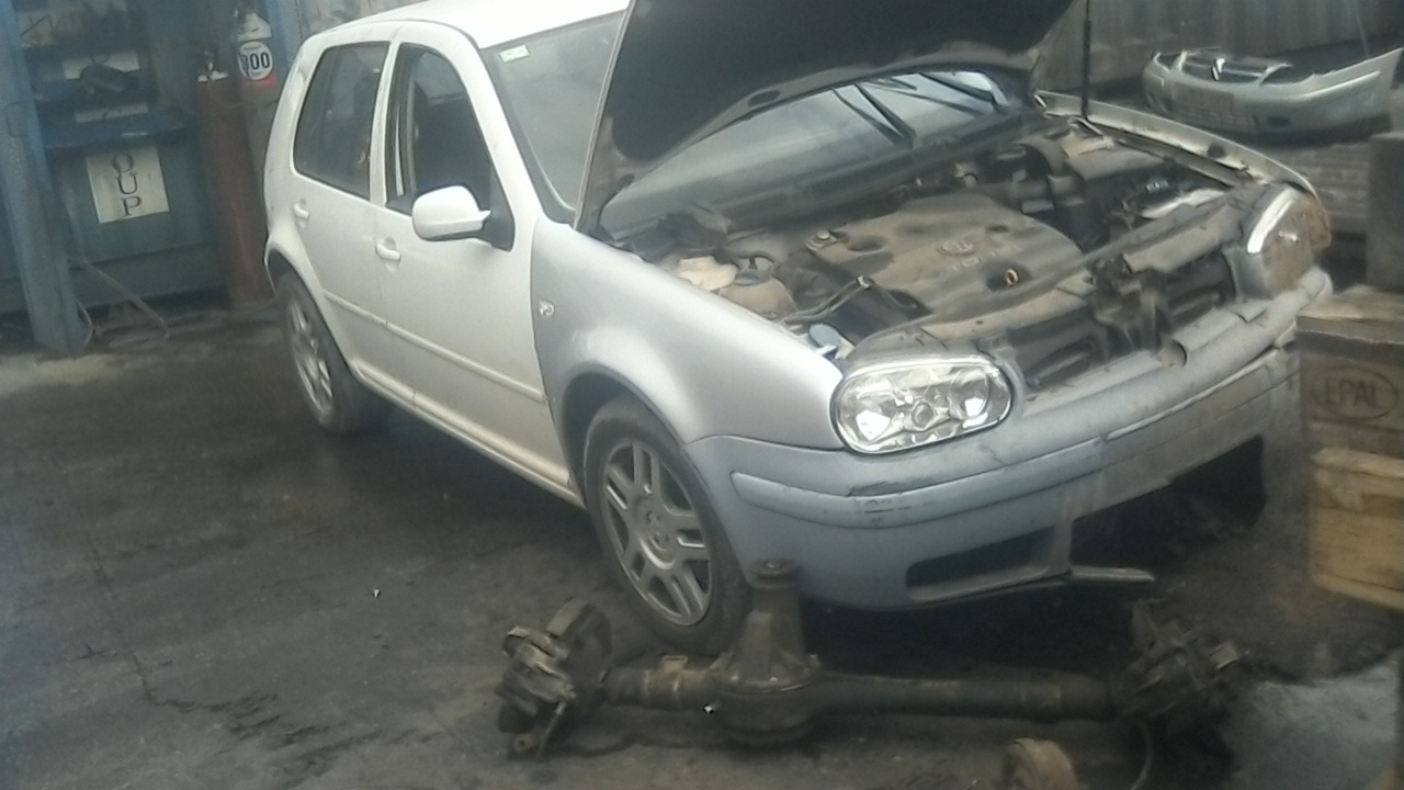 VOLKSWAGEN Bora 1 generation (1998-2005) Замок задней правой двери 3B4839015AL 20029423