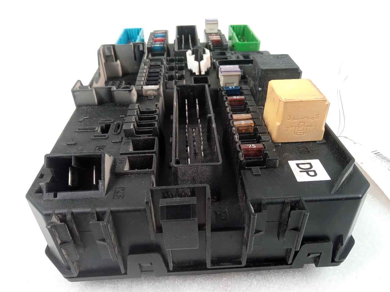 OPEL Astra J (2009-2020) Fuse Box 13181278 21628099