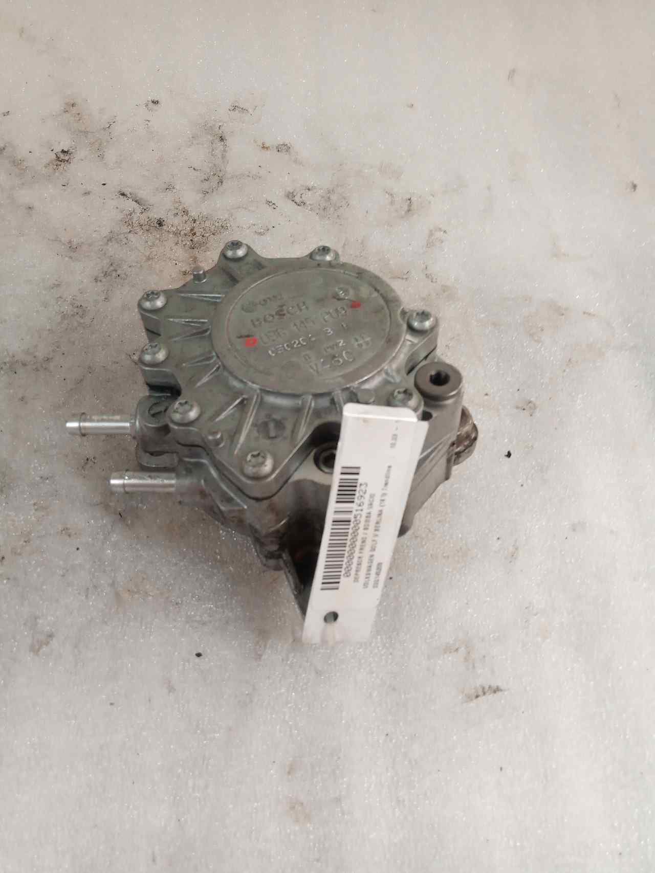 VOLKSWAGEN Golf 5 generation (2003-2009) Vacuum Pump 03G145209 25240408