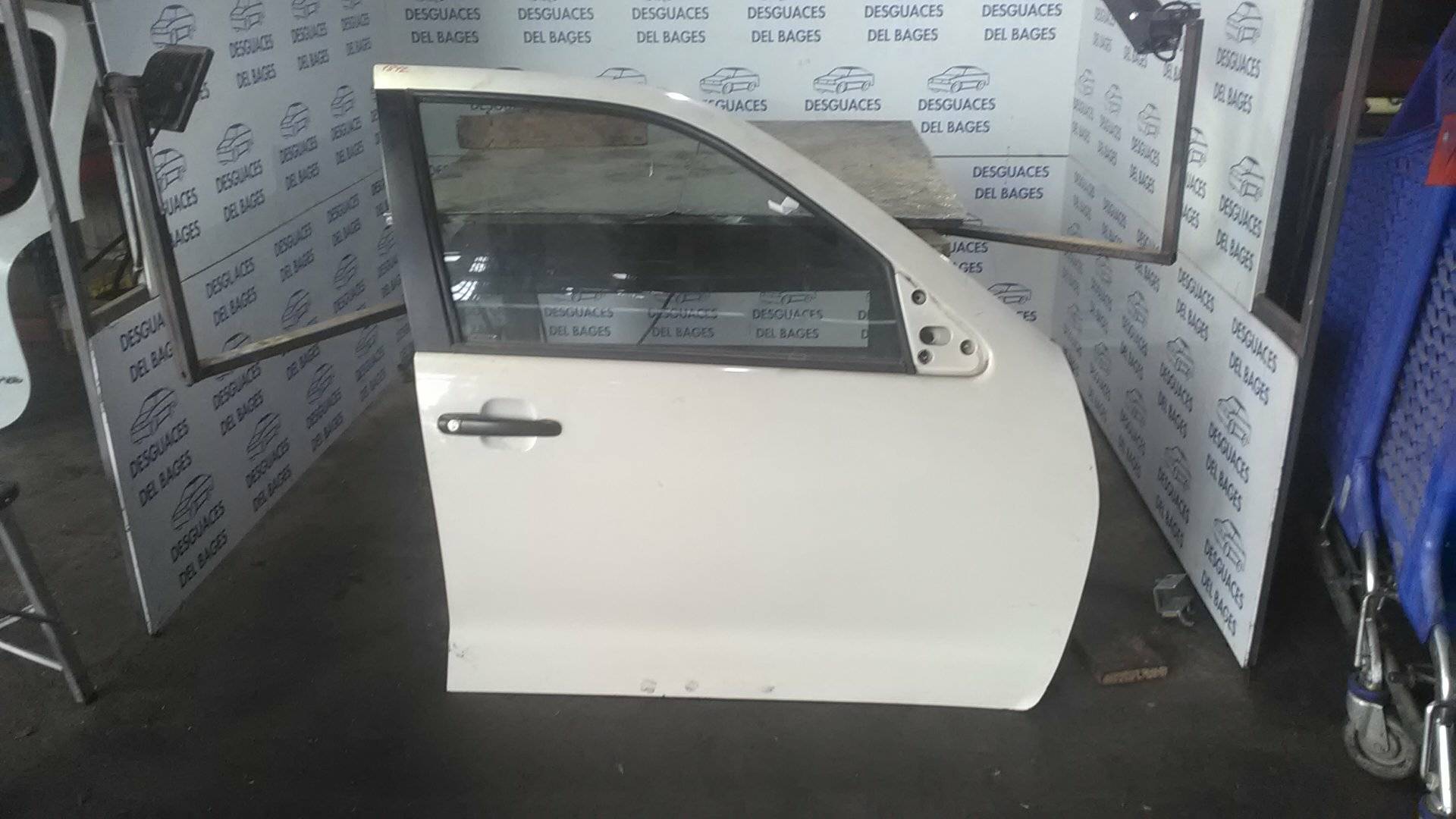 SEAT Ibiza 2 generation (1993-2002) Front Right Door 20029539