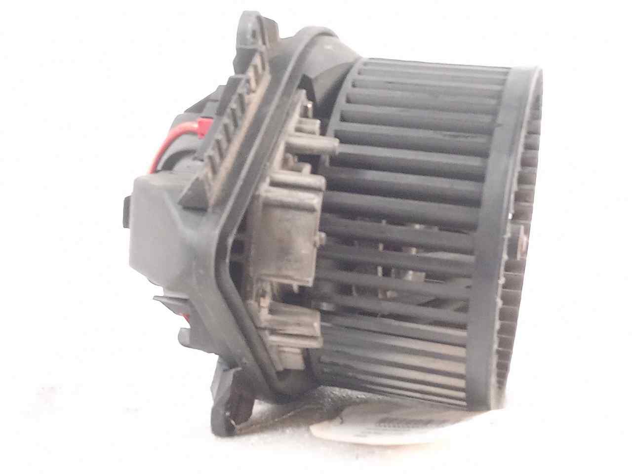 CITROËN Saxo 2 generation (1996-2004) Heater Blower Fan F658083S 24828356