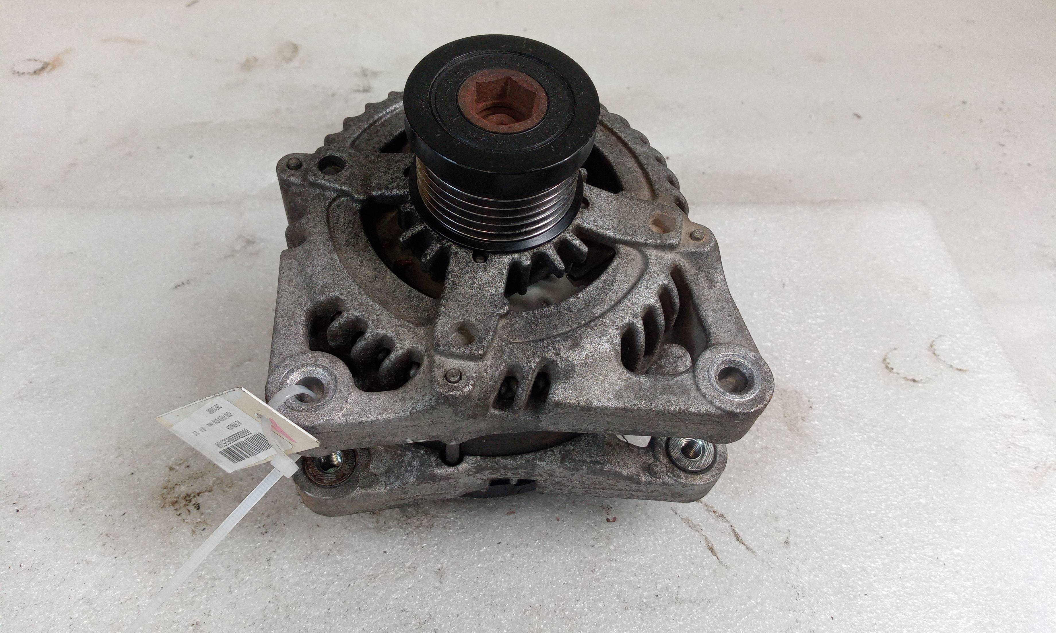 Alternador CV6T10300BC de Ford Fiesta vi (cb1, ccn) 2008-2017 - pieza usada