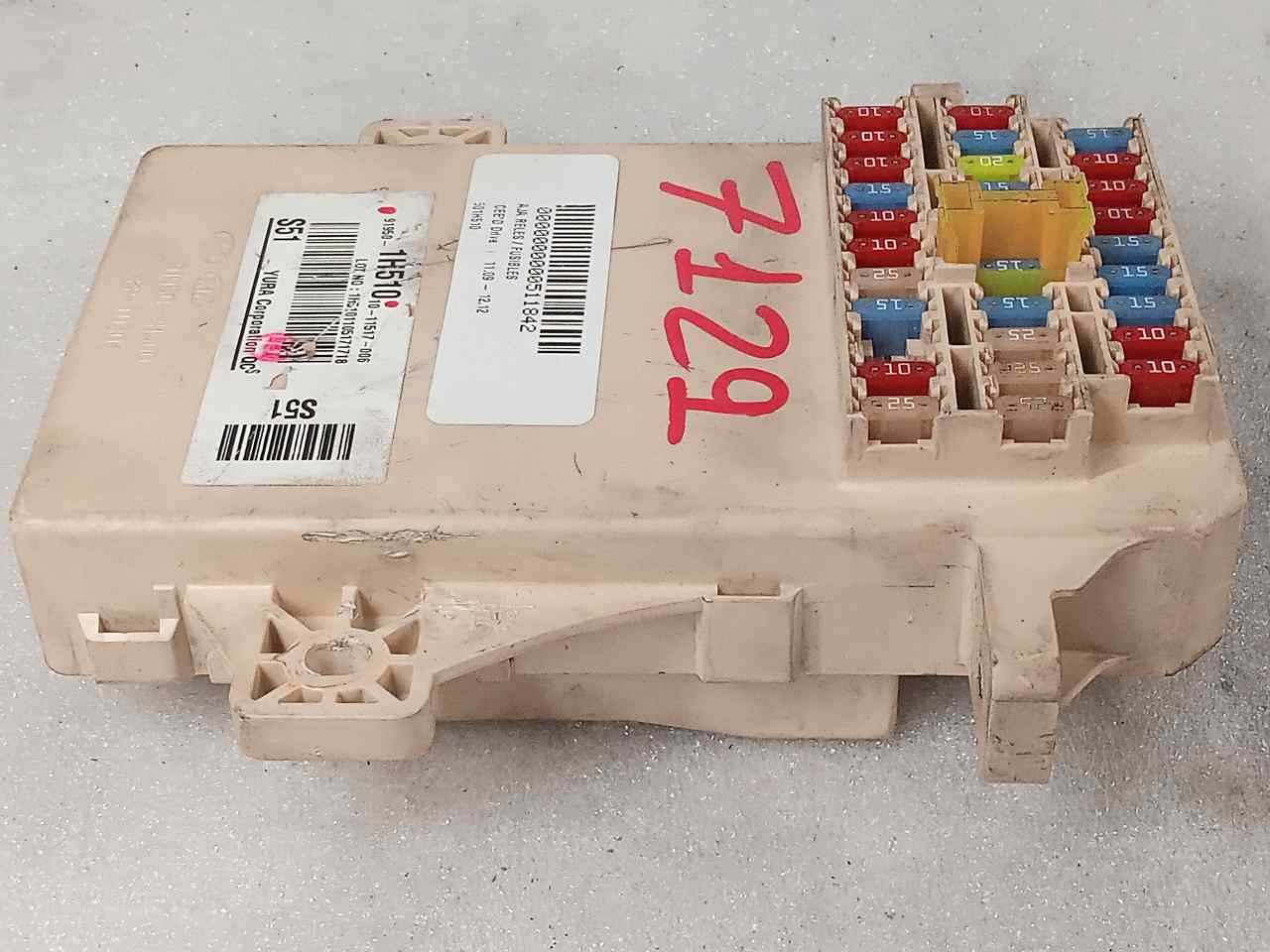 KIA Cee'd 1 generation (2007-2012) Fuse Box 919501H510 23803302