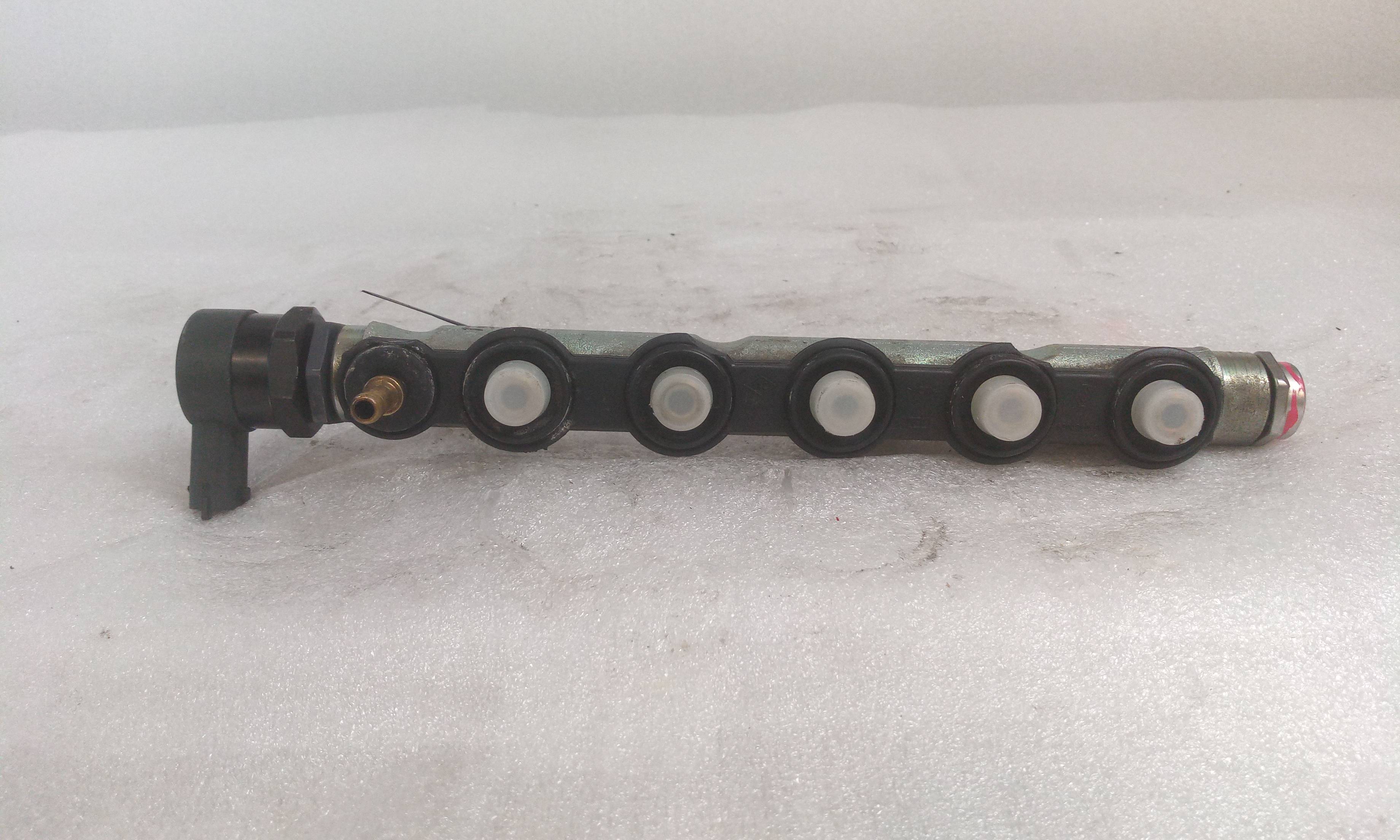 Rampa inyectora 0445214114 de Renault Scénic ii (jm0/1_) 2003-2006 150 CV - pieza usada