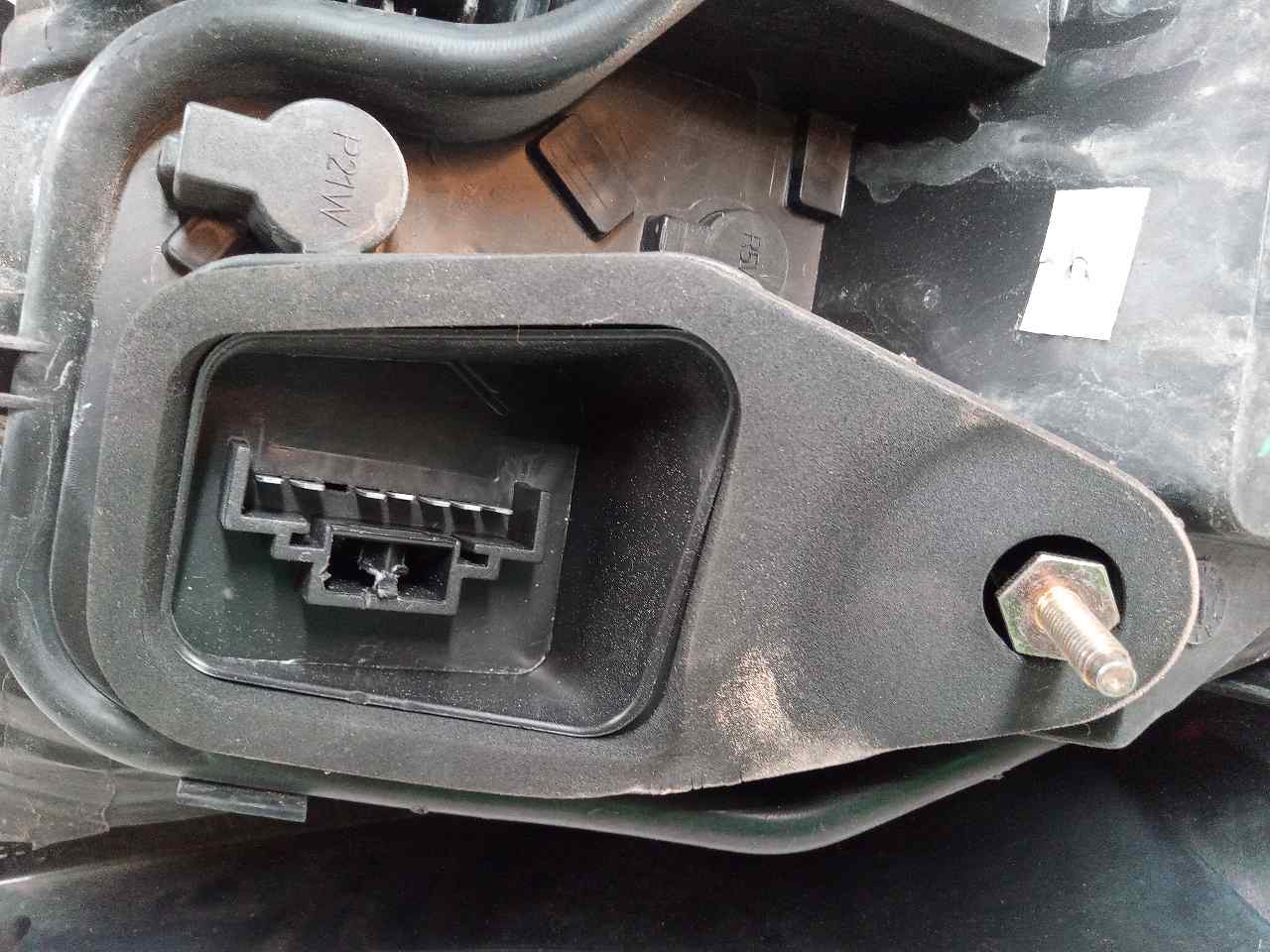 FIAT Stilo 1 generation (2001-2010) Oikea takavalo 46823705 24828393