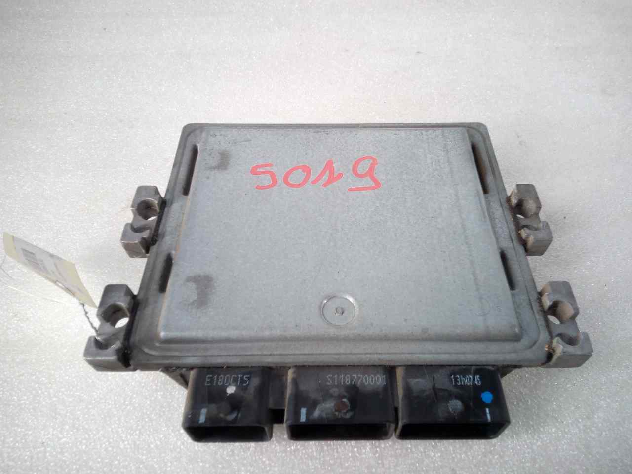 RENAULT Megane 2 generation (2002-2012) Engine Control Unit ECU 8200565863 20063886