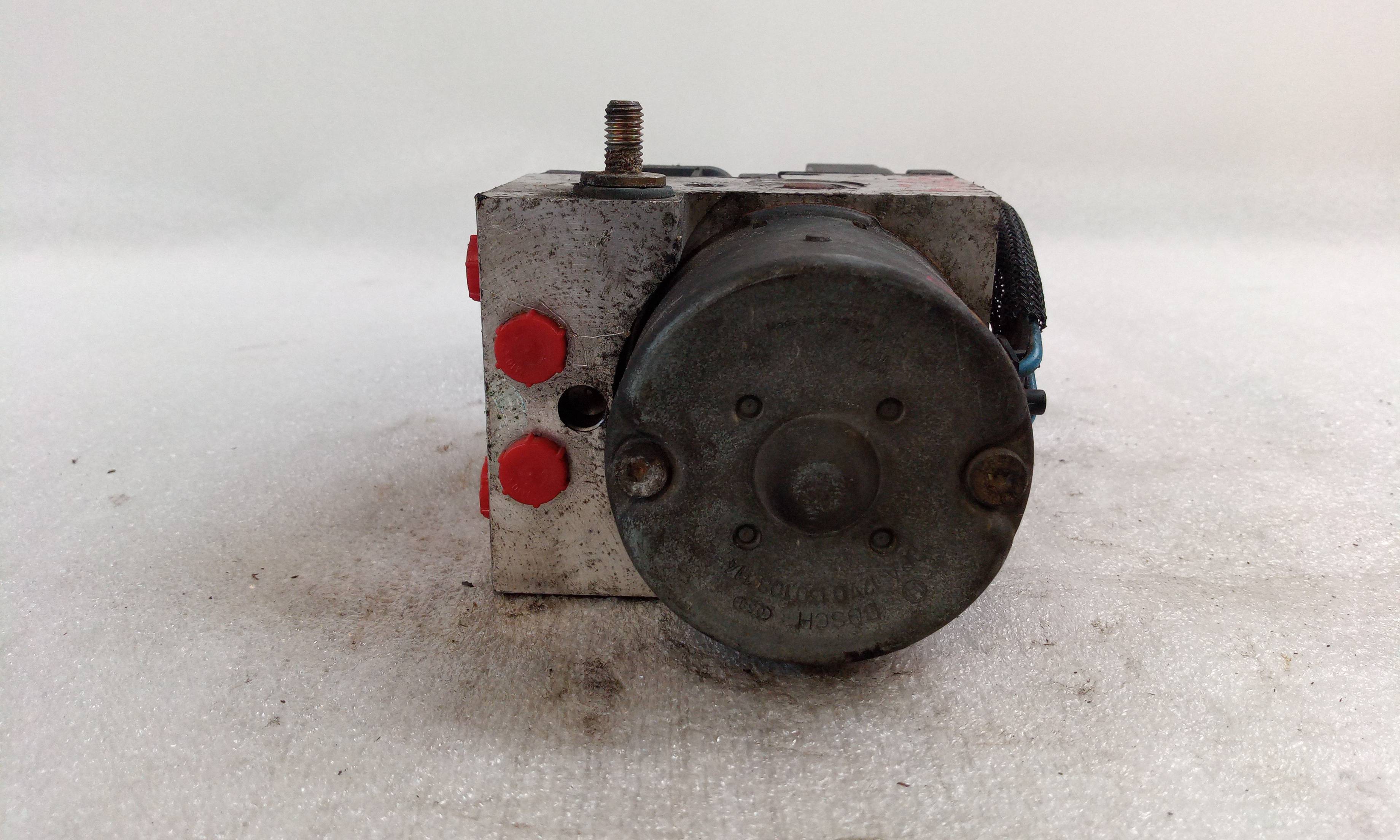Abs QC15 0265216899 de Nissan Almera (n16/e) 2002-2004 - pieza usada