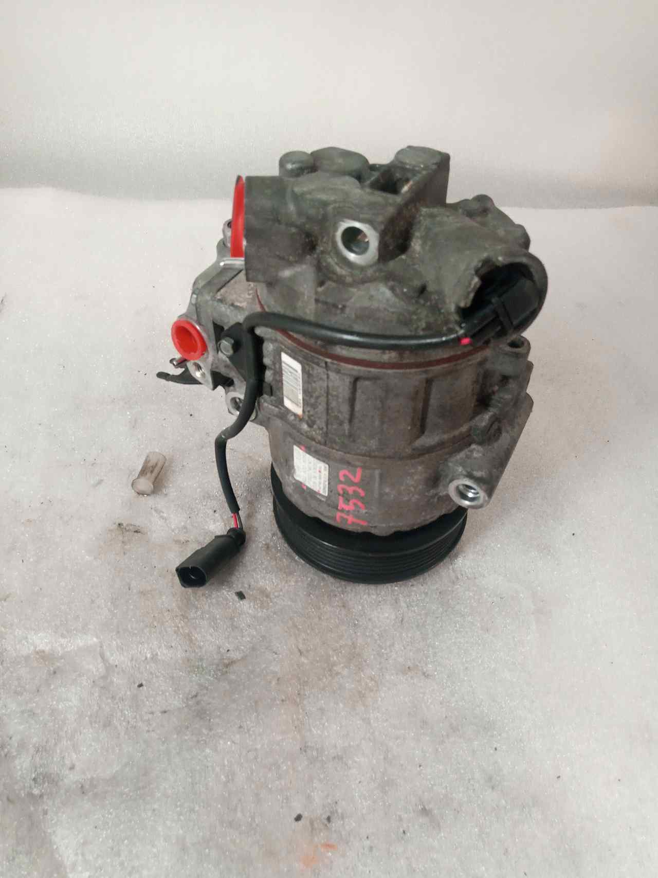 SEAT Ibiza 2 generation (1993-2002) Air Condition Pump 6Q0820808G 25239934