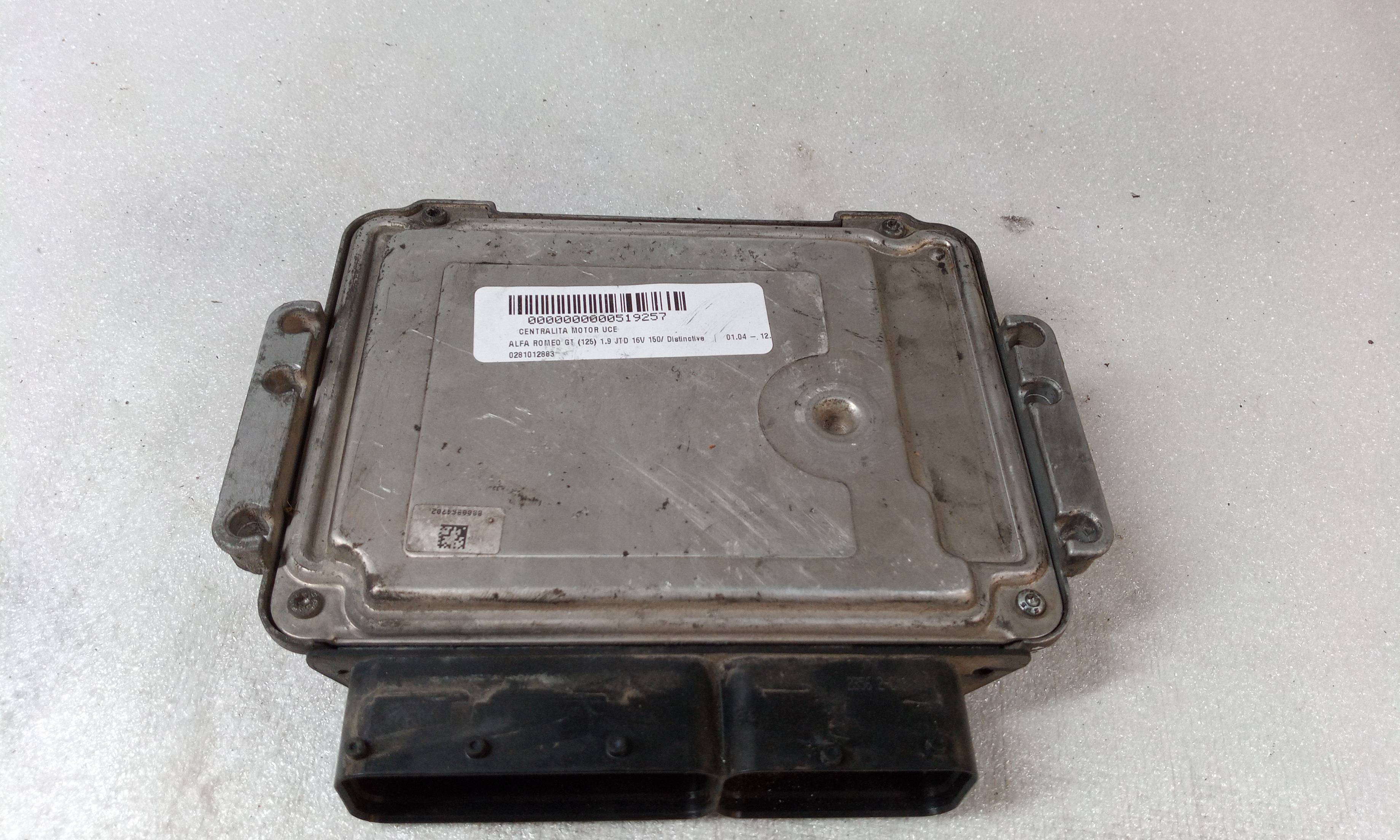 NISSAN Engine Control Unit ECU 0281012883 25719022