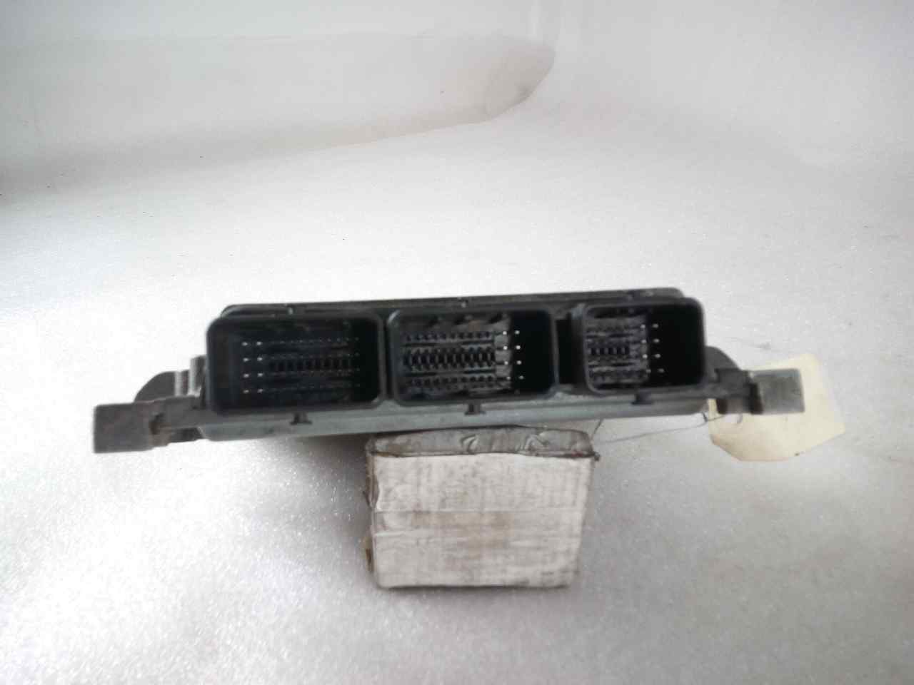 RENAULT Megane 3 generation (2008-2020) Variklio kompiuteris 8200804775 20068249