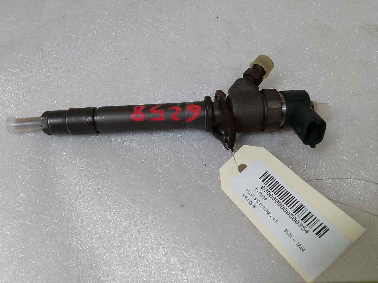 VOLVO S60 1 generation (2000-2009) Injecteur de carburant 0445110078 23815037