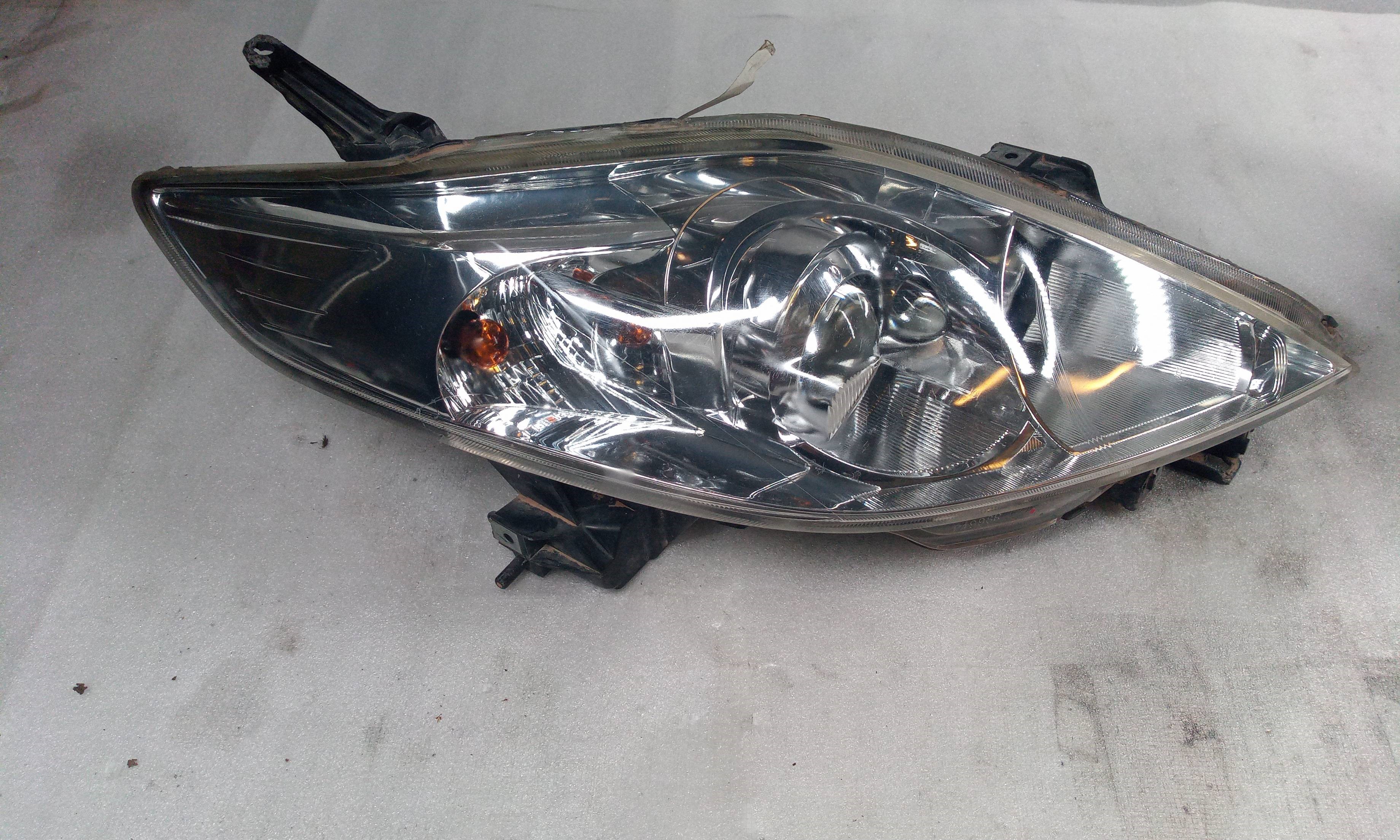 MAZDA 5 1 generation (2005-2010) Front Right Headlight C23551030 23803186