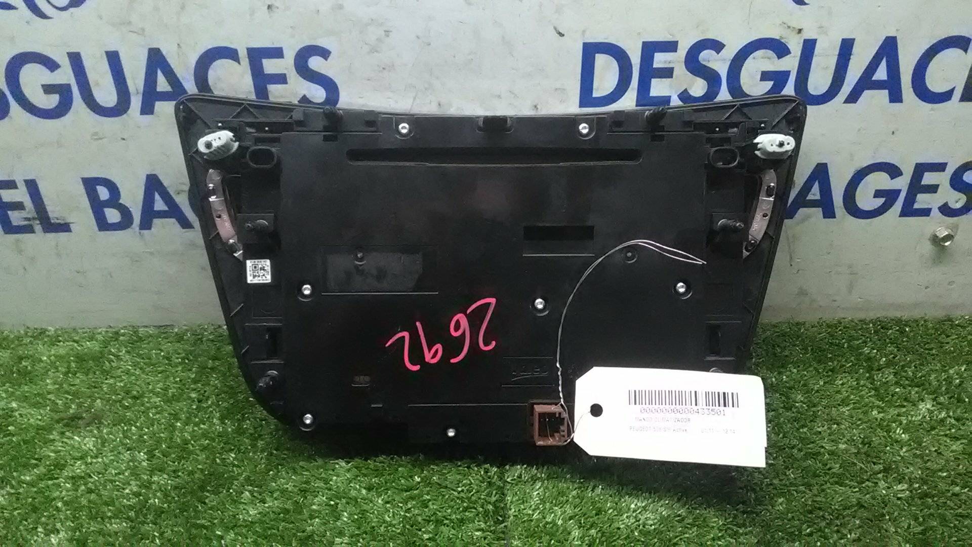 PEUGEOT 508 1 generation (2010-2020) Climate  Control Unit VALEO 24826308