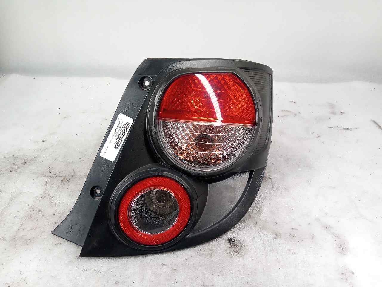 CHEVROLET Aveo T300 (2011-2020) Rear Right Taillight Lamp 13161 24828716