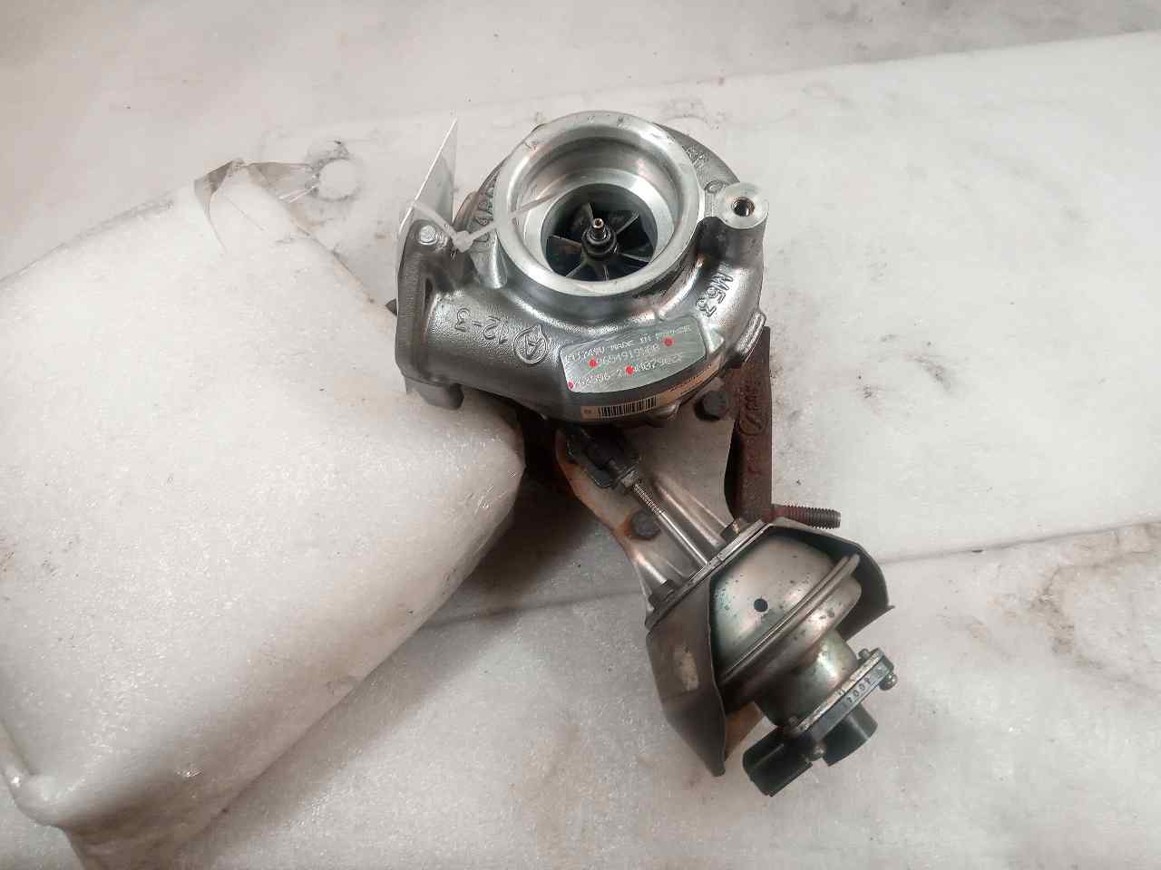 CITROËN C4 1 generation (2004-2011) Turbocharger 9654919580 24828887