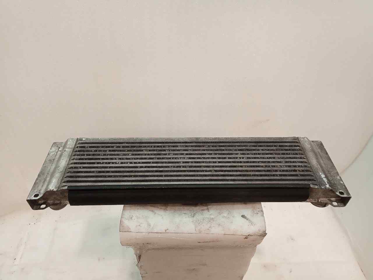 Oil radiator H8403002 de Mercedes-benz Vito furgón (639) 2003-2010 - pieza usada