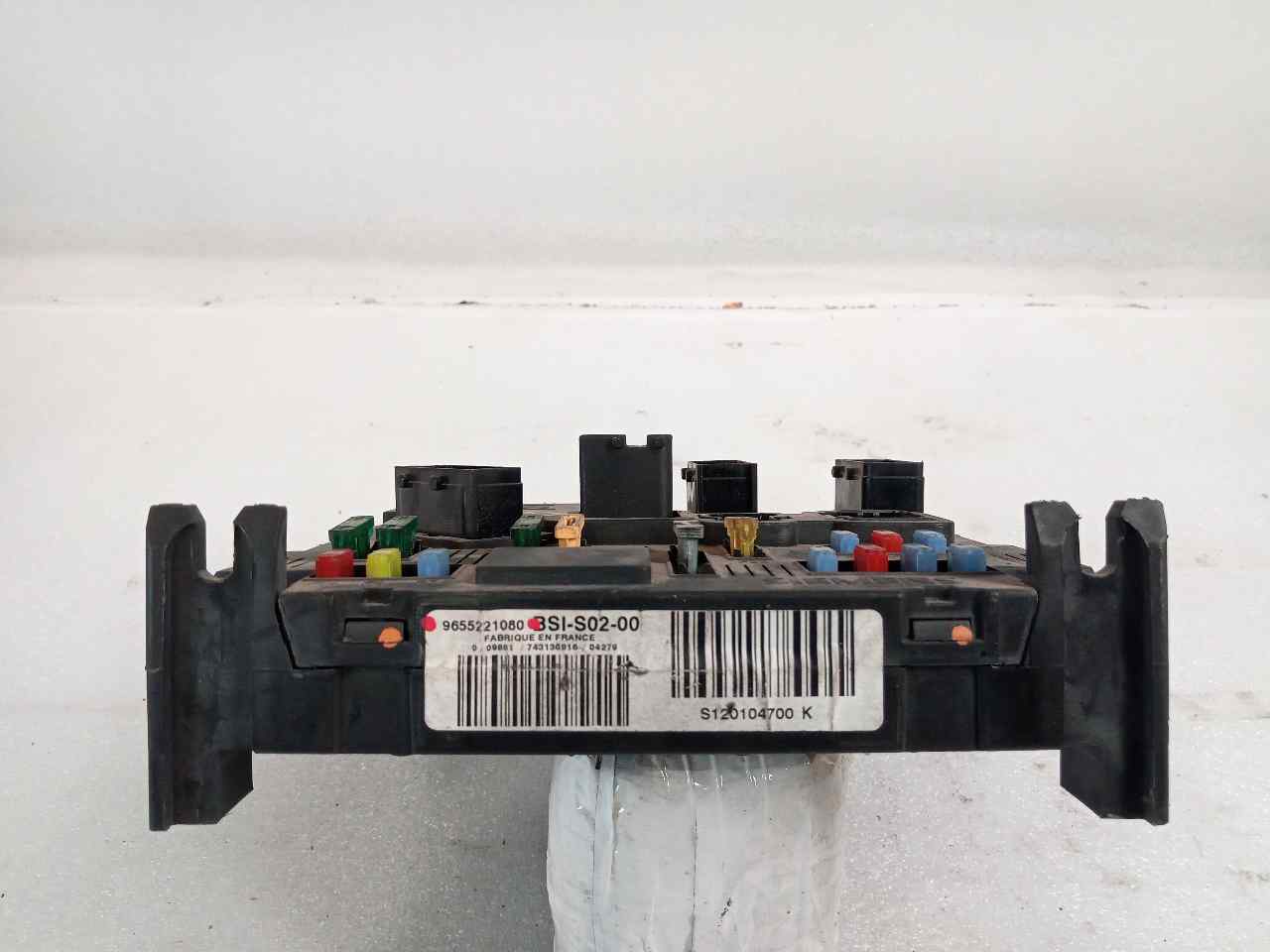 Caja de relés / fusibles RHR 9655221080 de Peugeot 407 (6d_) 2004-2010 136 CV - pieza usada