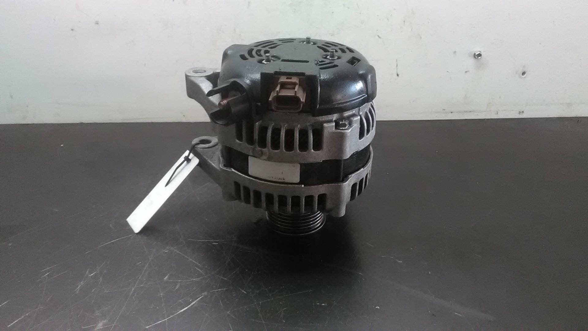 VOLVO V50 1 generation (2003-2012) Alternator 36050997 20031837