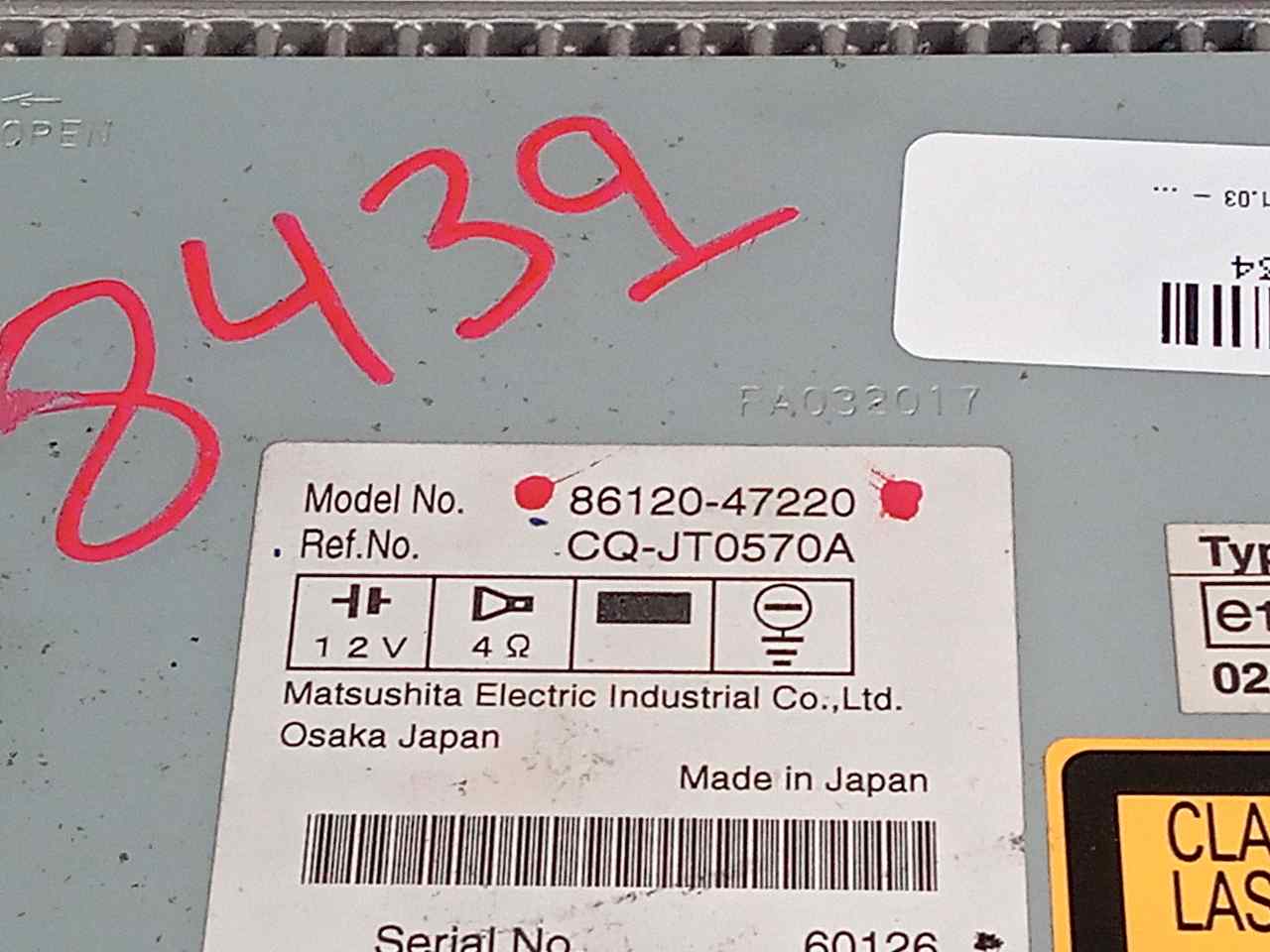 Sistema audio / radio cd 8612047220 de Toyota Prius (nhw20) 2003-2007 - pieza usada