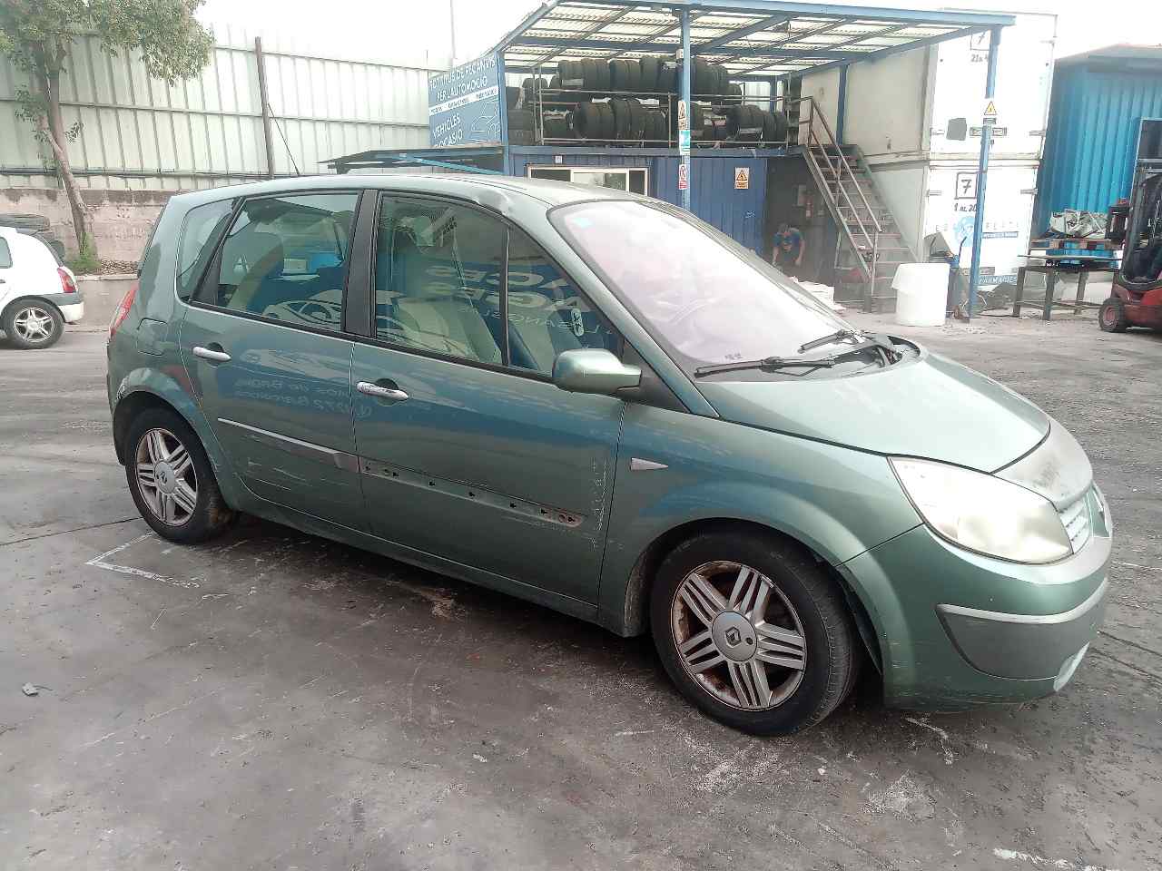 RENAULT Scenic 2 generation (2003-2010) Задна дясна задна лампа 15911600 24827801