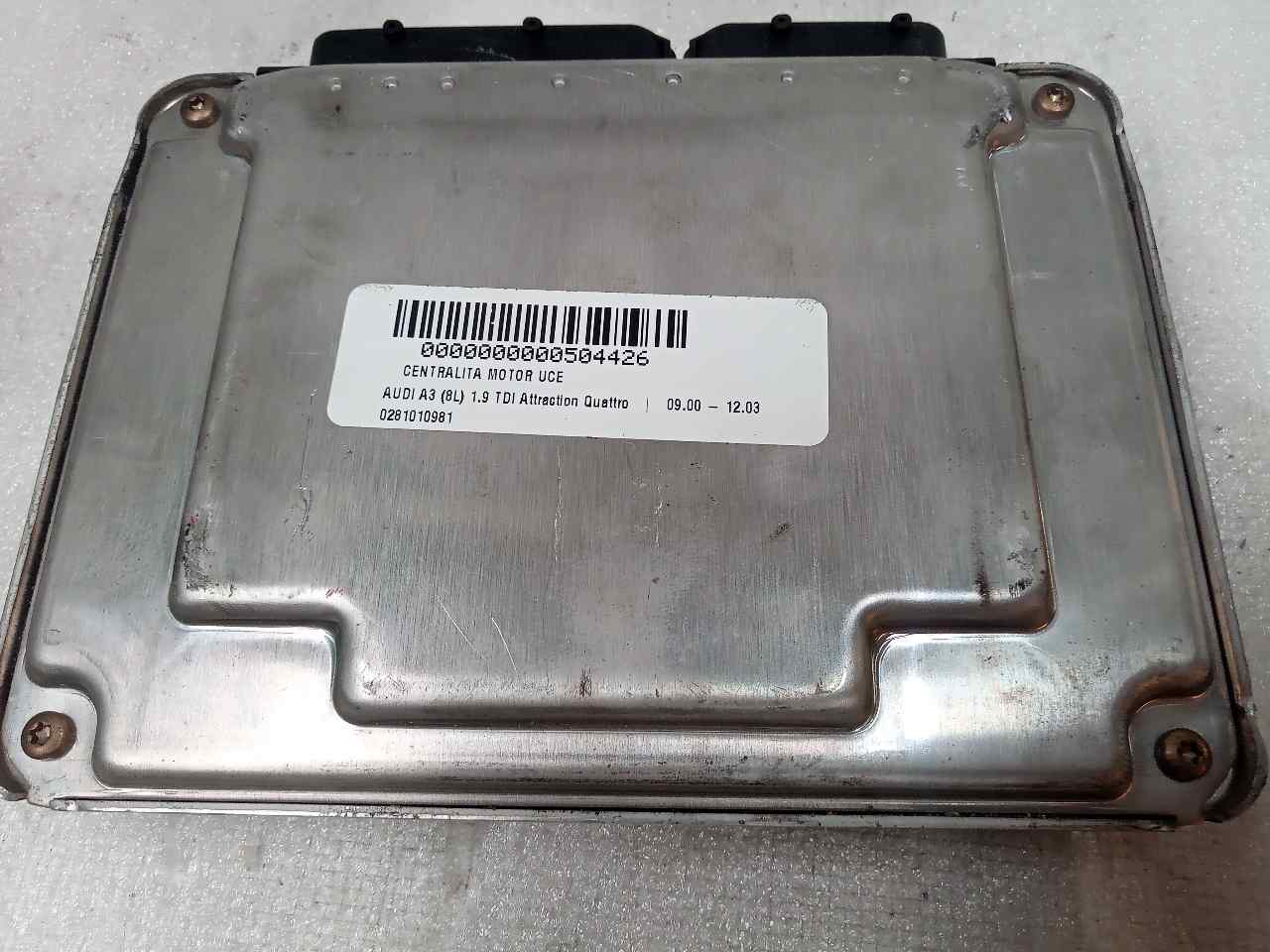 Switchboard engine uce 0281010981 de Audi A3 (8l1) 1997-2001 131 CV - pieza usada
