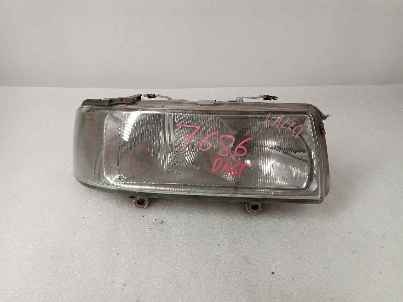 AUDI Yaris 3 generation (2010-2019) Phare avant droit 1191 25240056