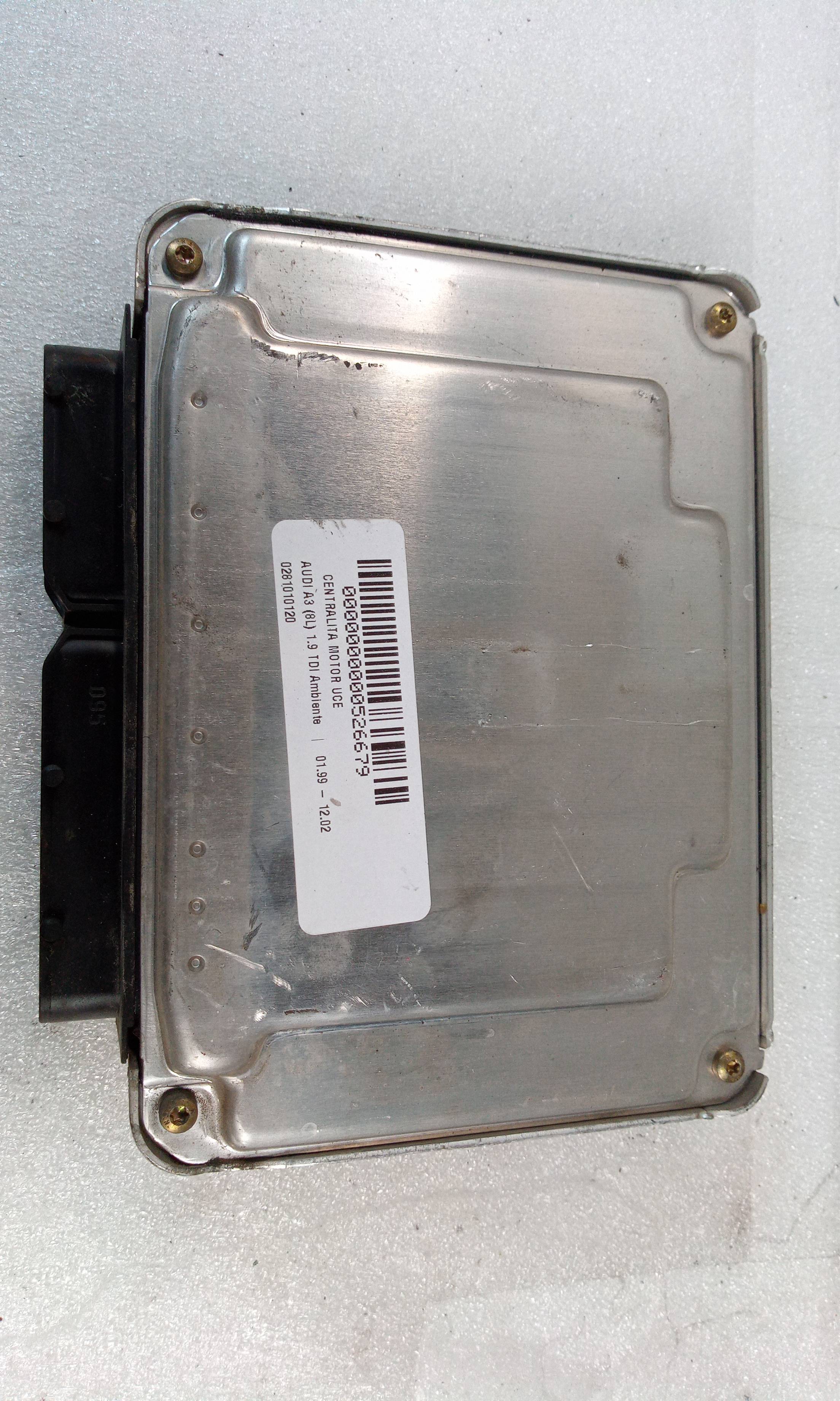 Switchboard engine uce 0281010120 de Audi A3 (8l) 1996-2002 - pieza usada